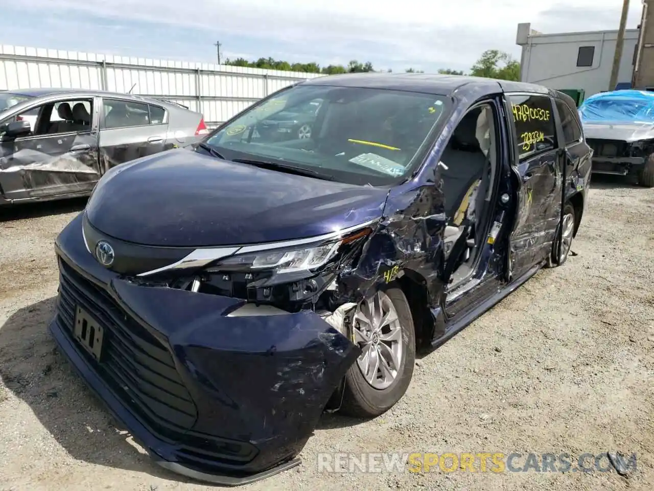 2 Photograph of a damaged car 5TDKSKFC2MS014193 TOYOTA SIENNA 2021