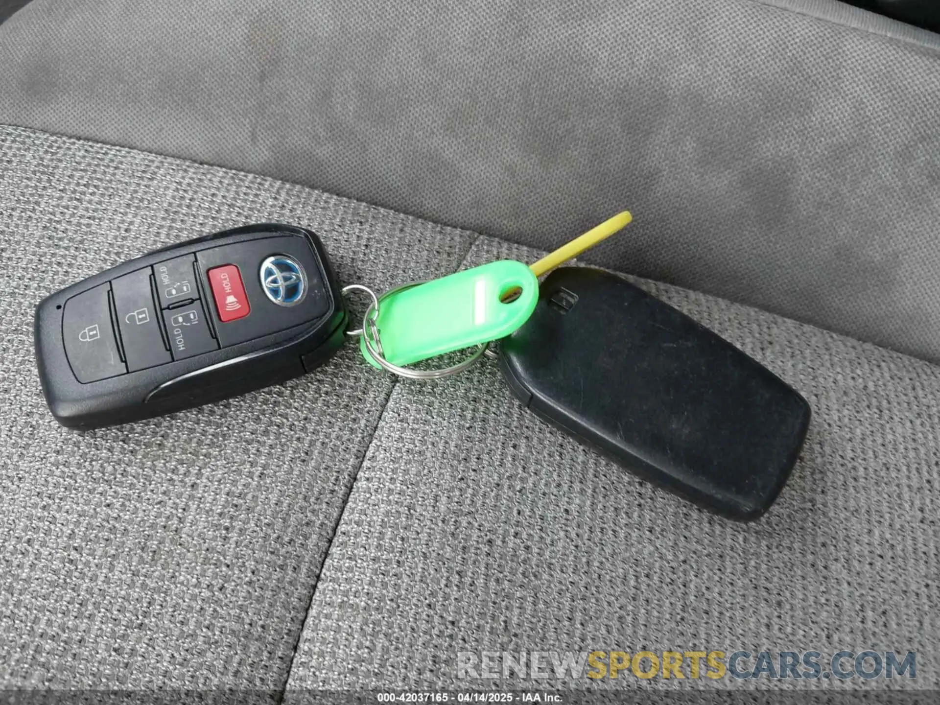 11 Photograph of a damaged car 5TDKSKFCXMS036779 TOYOTA SIENNA 2021