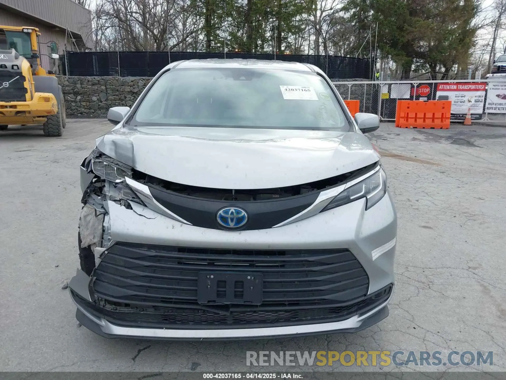 12 Photograph of a damaged car 5TDKSKFCXMS036779 TOYOTA SIENNA 2021