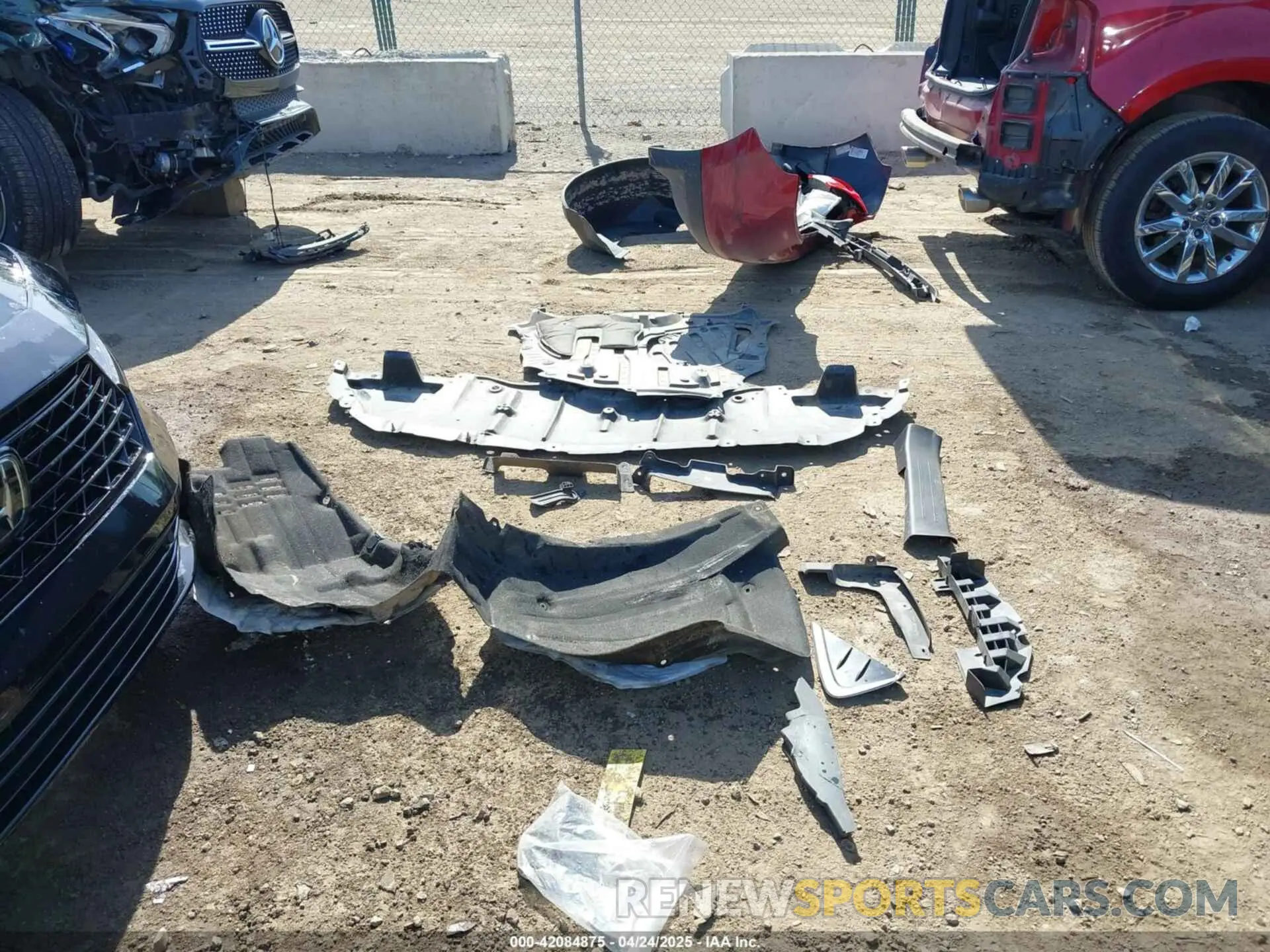 12 Photograph of a damaged car 5TDXRKEC3MS029904 TOYOTA SIENNA 2021