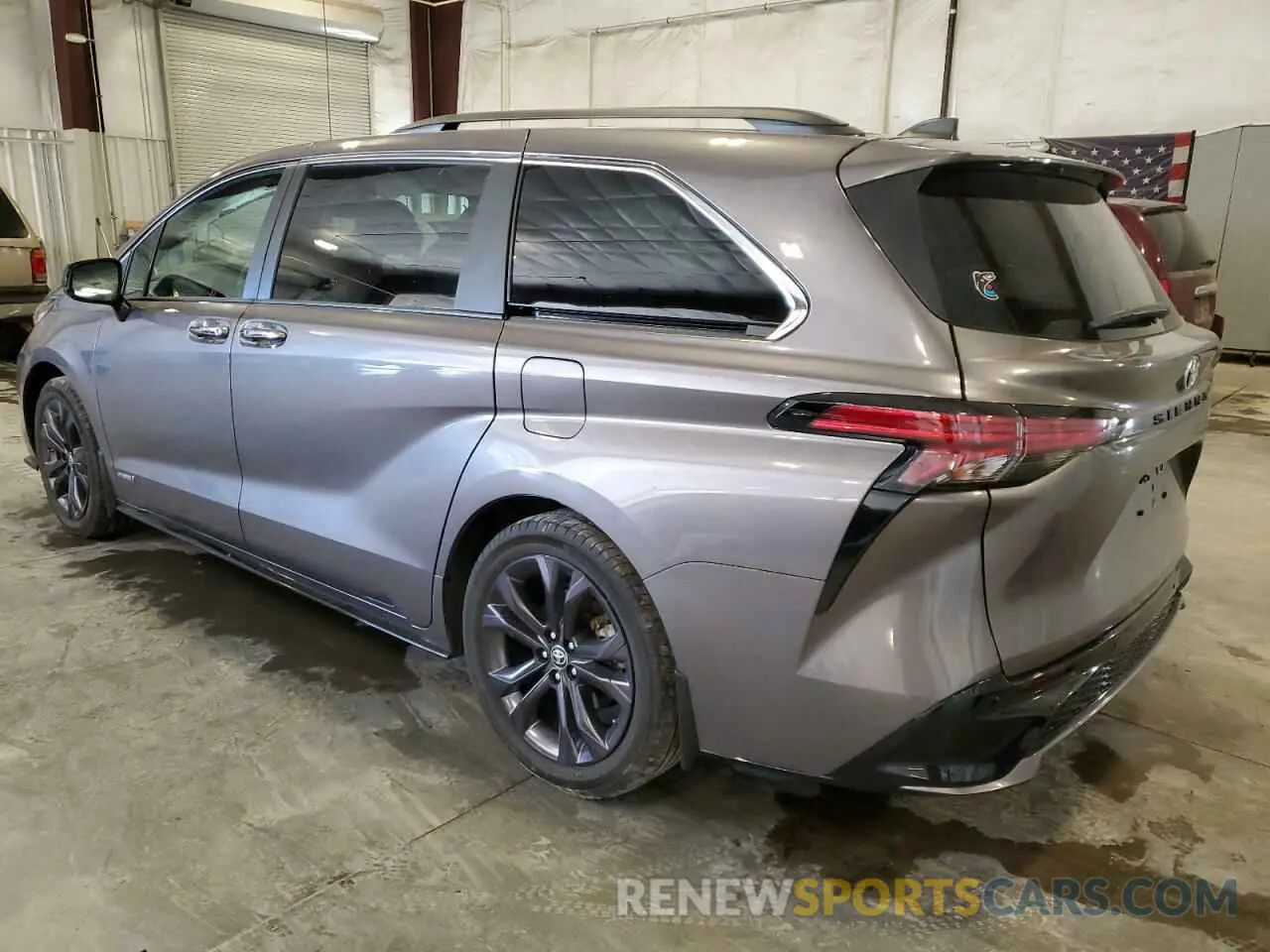 2 Photograph of a damaged car 5TDXRKEC5MS064234 TOYOTA SIENNA 2021