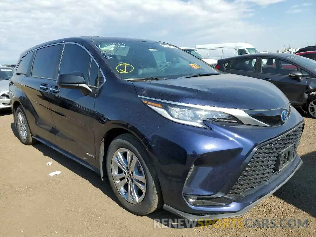 1 Photograph of a damaged car 5TDXSKFC4MS002035 TOYOTA SIENNA 2021