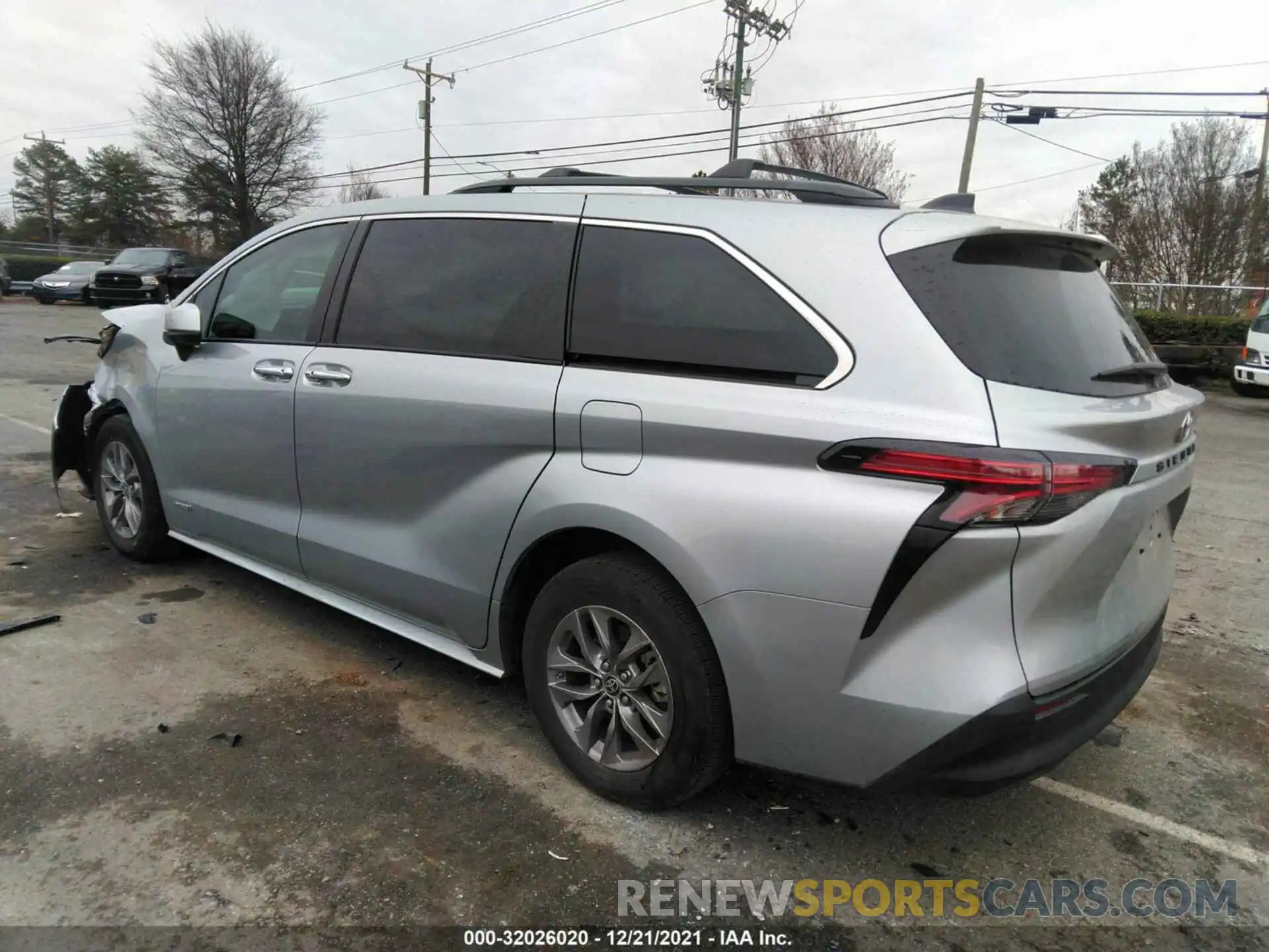 3 Photograph of a damaged car 5TDYRKEC0MS022851 TOYOTA SIENNA 2021