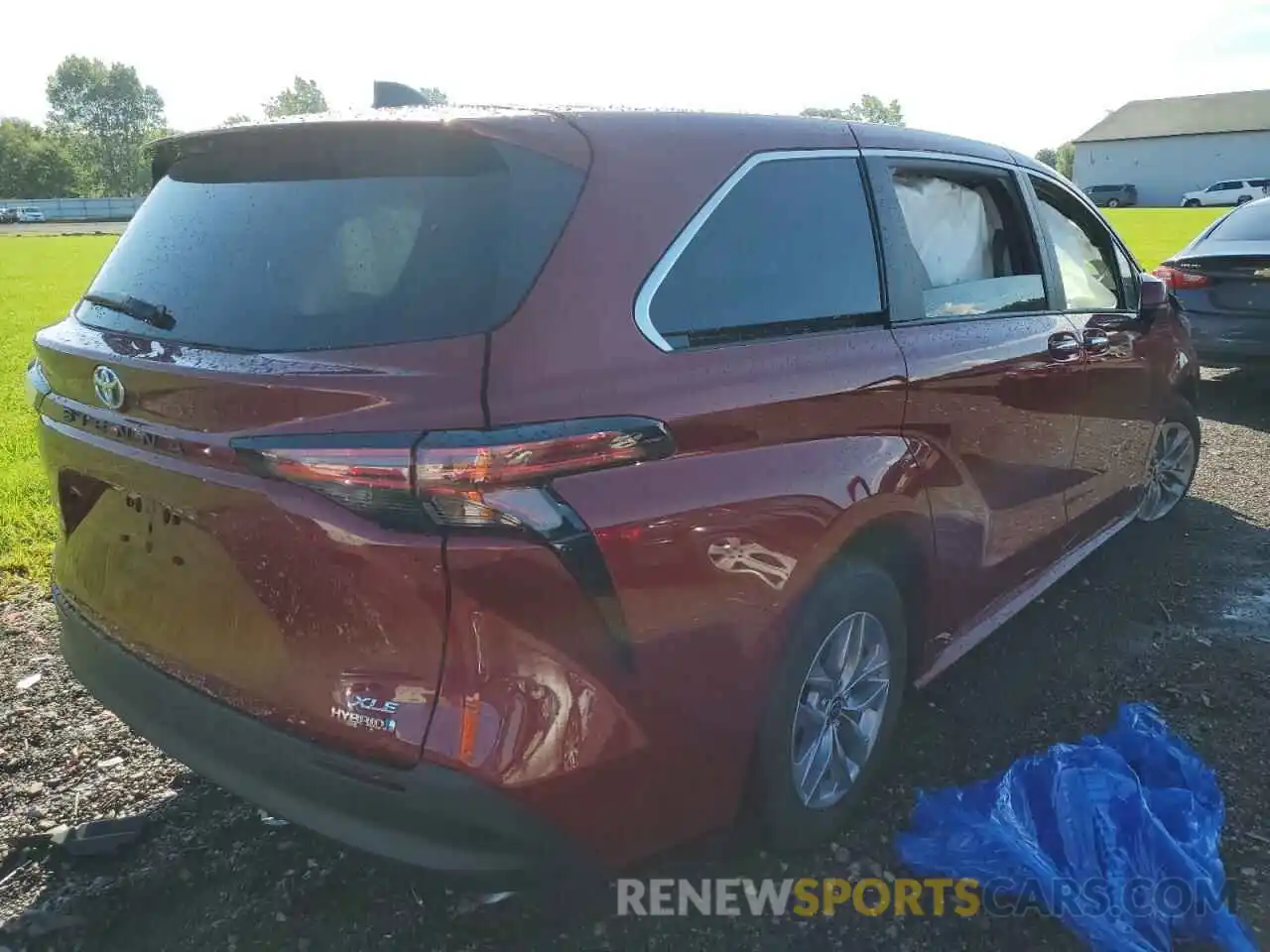 4 Photograph of a damaged car 5TDYRKEC0MS068860 TOYOTA SIENNA 2021