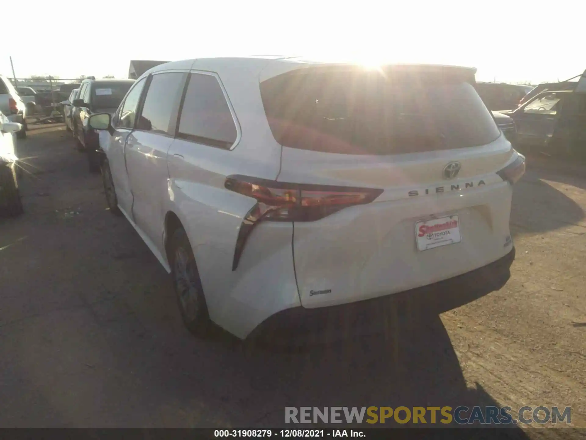 3 Photograph of a damaged car 5TDYRKEC1MS008747 TOYOTA SIENNA 2021