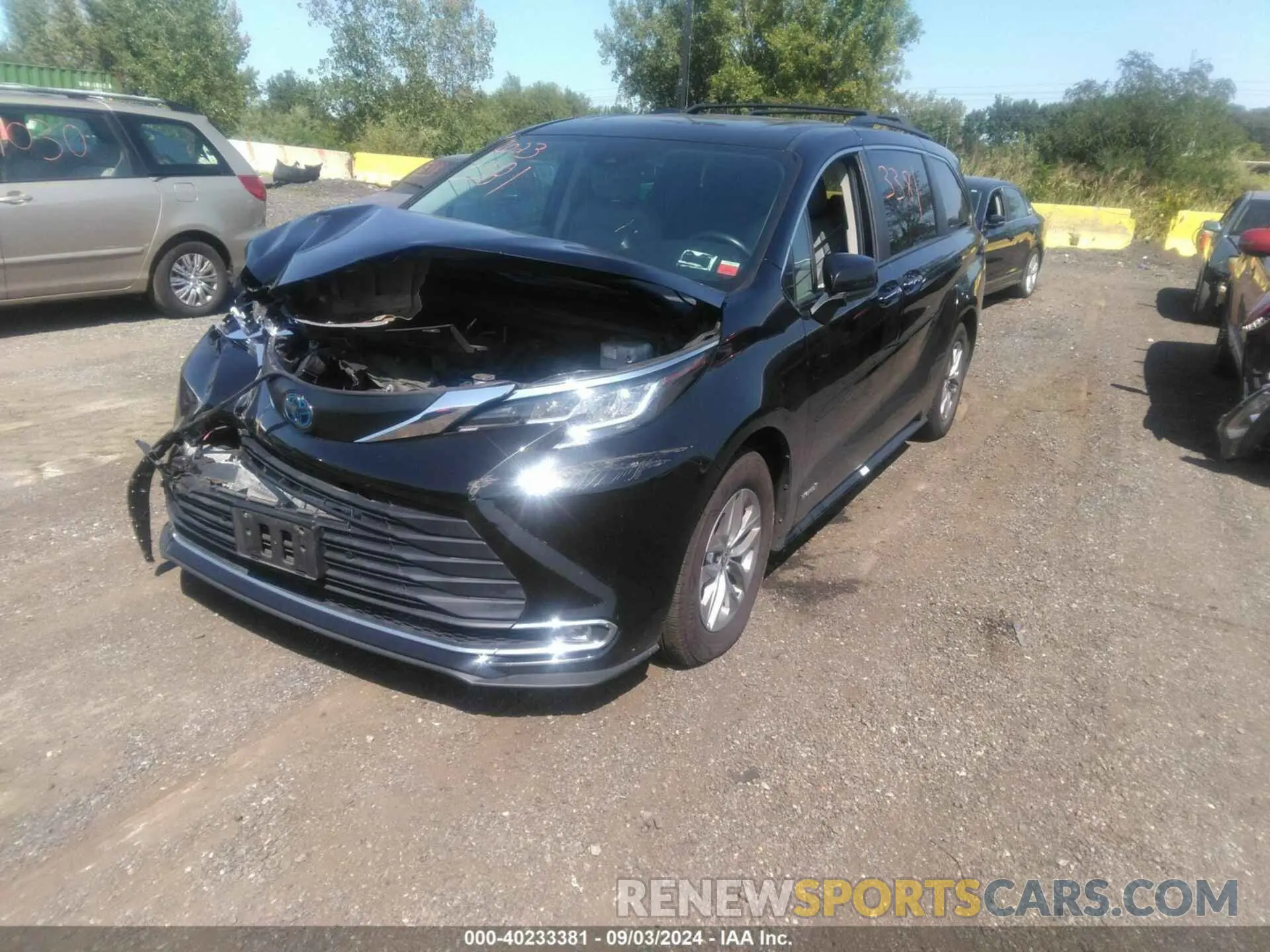 2 Photograph of a damaged car 5TDYRKEC1MS061223 TOYOTA SIENNA 2021