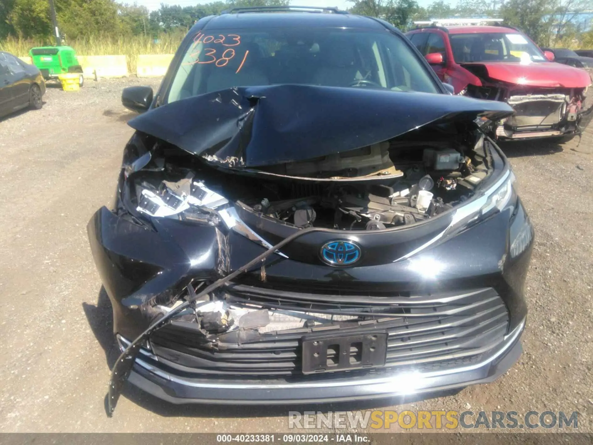 6 Photograph of a damaged car 5TDYRKEC1MS061223 TOYOTA SIENNA 2021