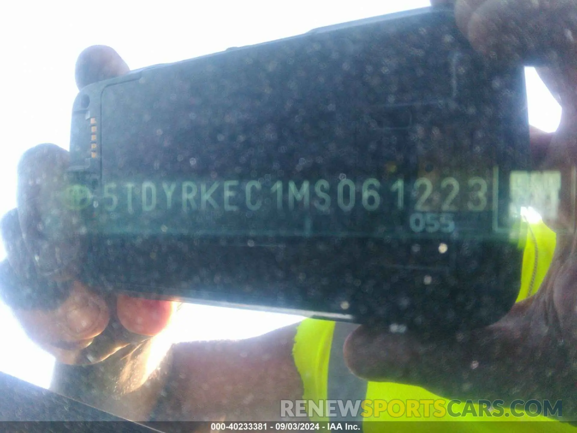 9 Photograph of a damaged car 5TDYRKEC1MS061223 TOYOTA SIENNA 2021