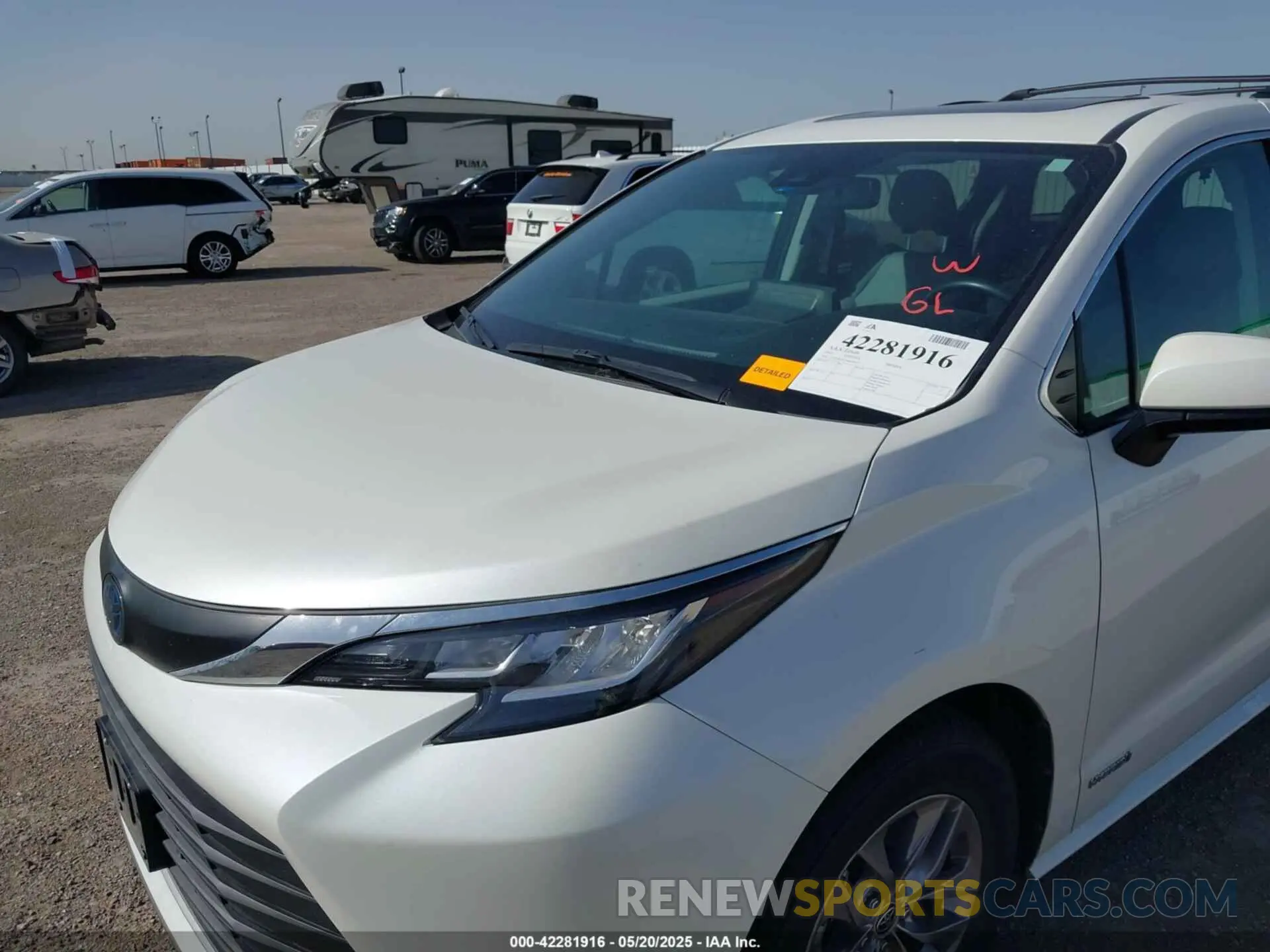 6 Photograph of a damaged car 5TDYRKEC2MS041417 TOYOTA SIENNA 2021