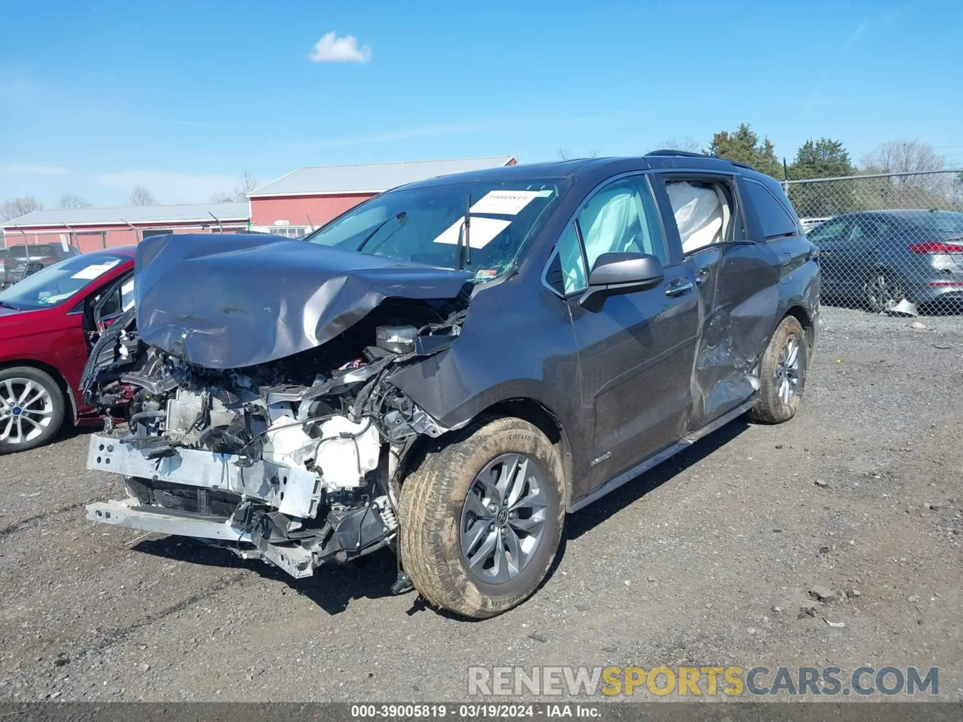 6 Photograph of a damaged car 5TDYRKEC2MS070285 TOYOTA SIENNA 2021