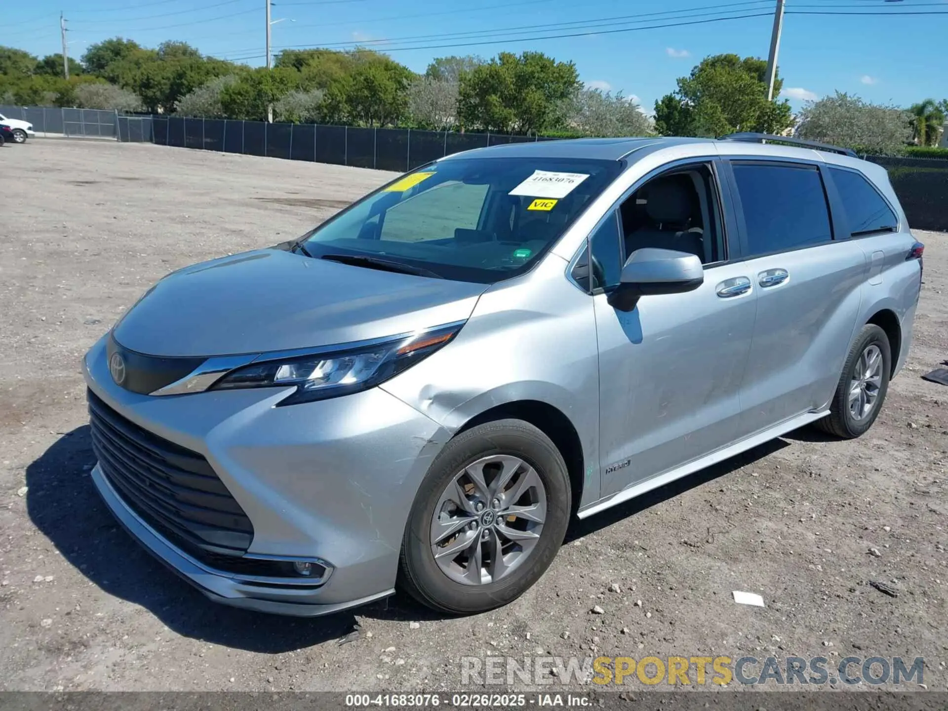 2 Photograph of a damaged car 5TDYRKEC3MS071400 TOYOTA SIENNA 2021