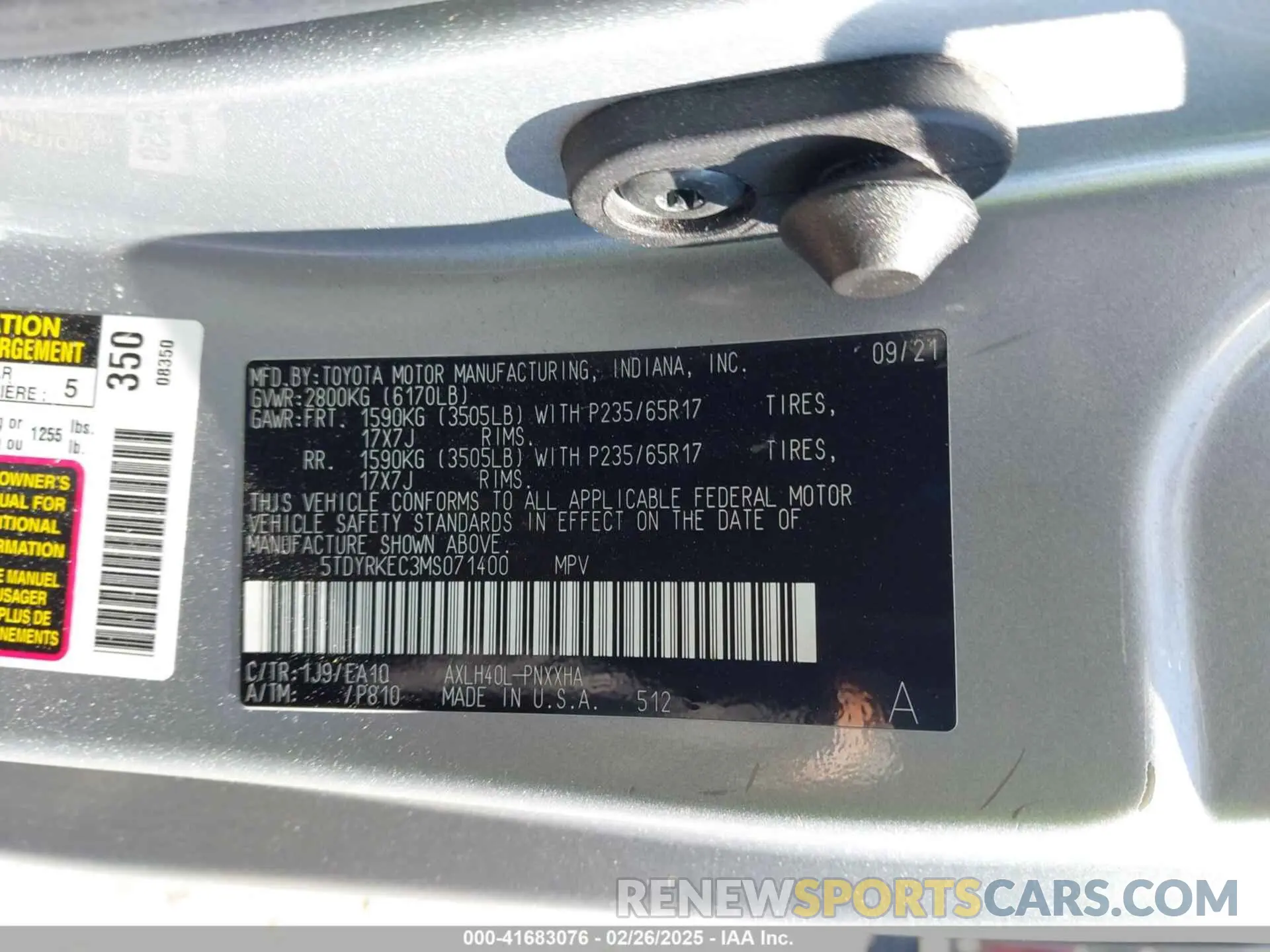 9 Photograph of a damaged car 5TDYRKEC3MS071400 TOYOTA SIENNA 2021