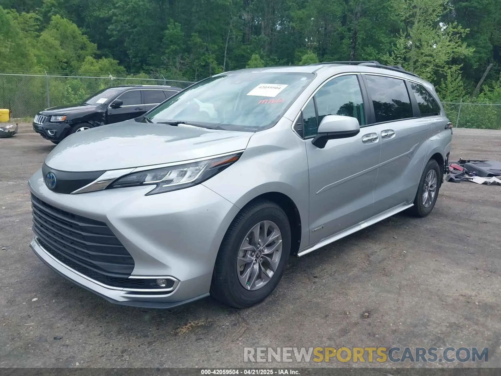 2 Photograph of a damaged car 5TDYRKEC4MS043539 TOYOTA SIENNA 2021