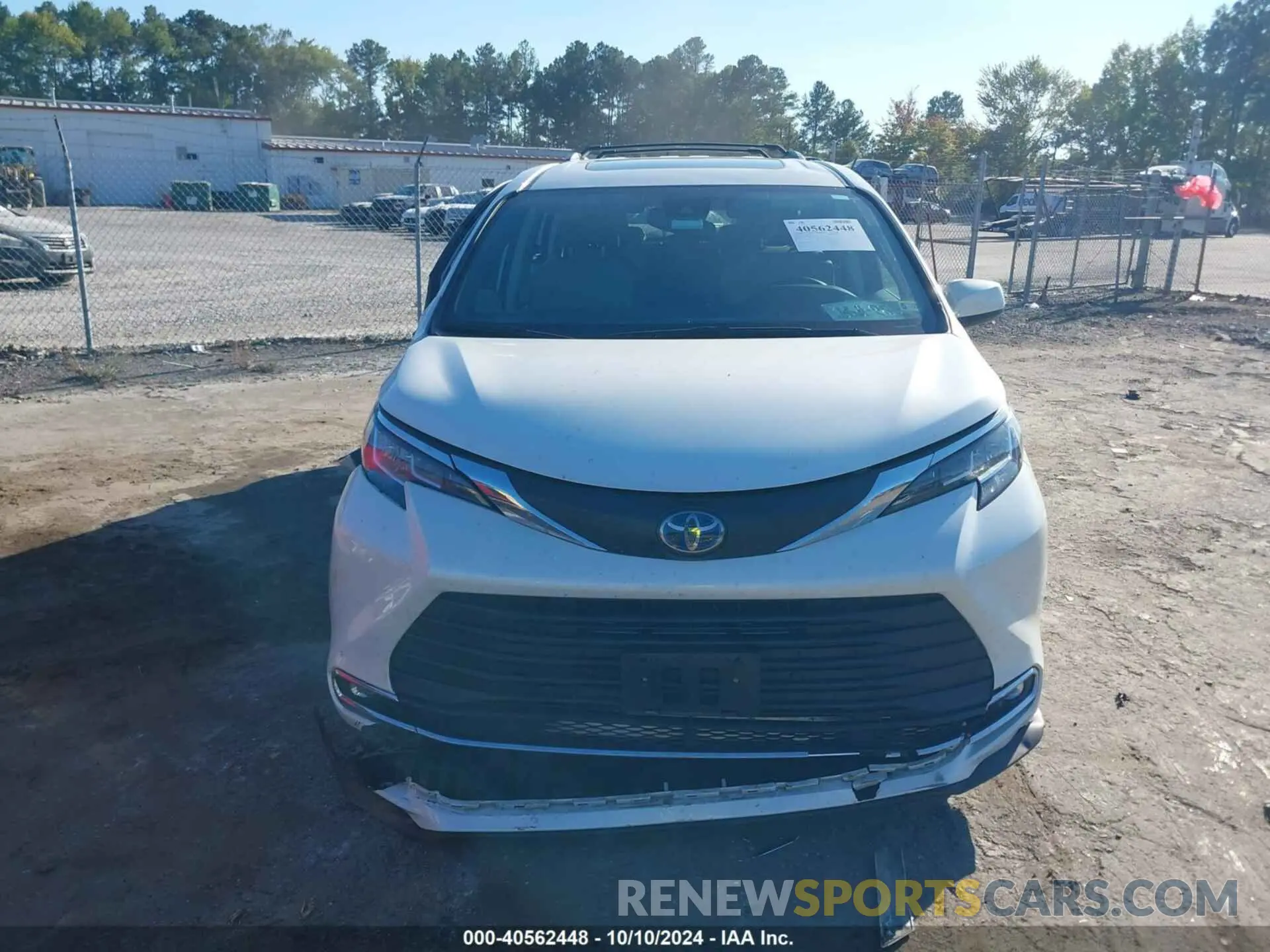 12 Photograph of a damaged car 5TDYRKEC5MS062763 TOYOTA SIENNA 2021