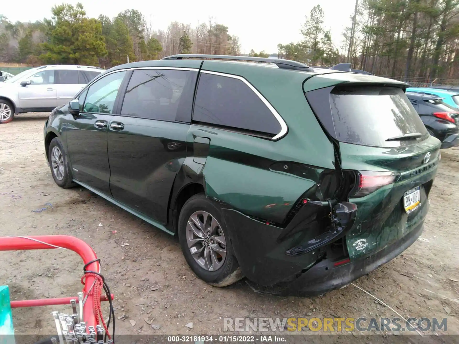 3 Photograph of a damaged car 5TDYRKEC5MS070216 TOYOTA SIENNA 2021