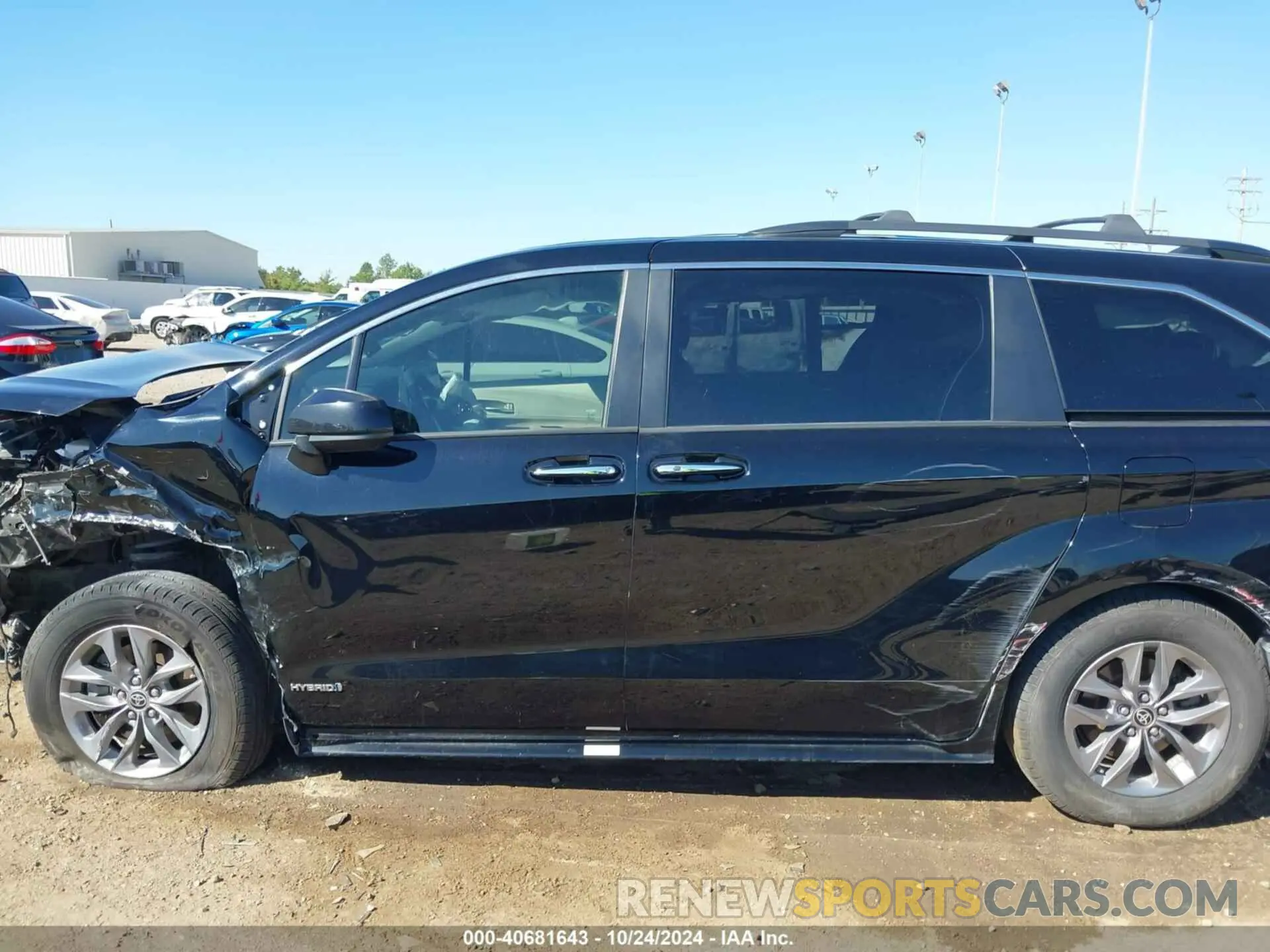15 Photograph of a damaged car 5TDYRKEC8MS036982 TOYOTA SIENNA 2021