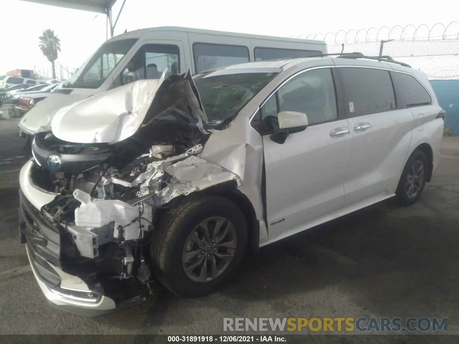 2 Photograph of a damaged car 5TDYRKEC8MS049067 TOYOTA SIENNA 2021