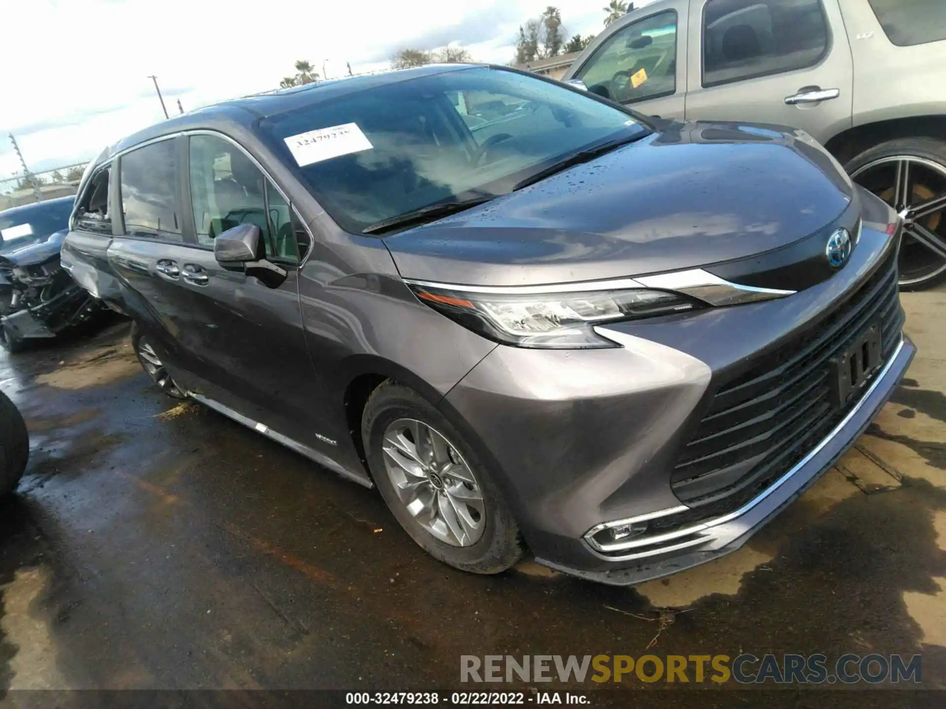 1 Photograph of a damaged car 5TDYRKEC8MS053796 TOYOTA SIENNA 2021