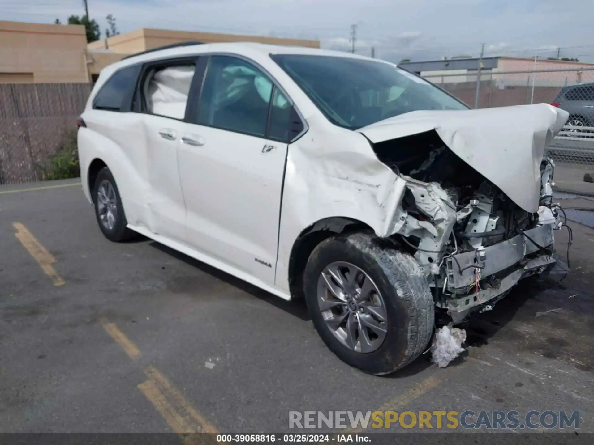 1 Photograph of a damaged car 5TDYRKEC9MS026185 TOYOTA SIENNA 2021