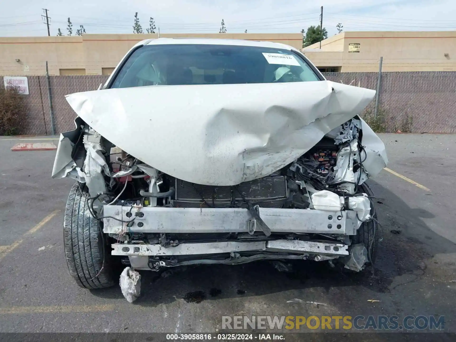 12 Photograph of a damaged car 5TDYRKEC9MS026185 TOYOTA SIENNA 2021