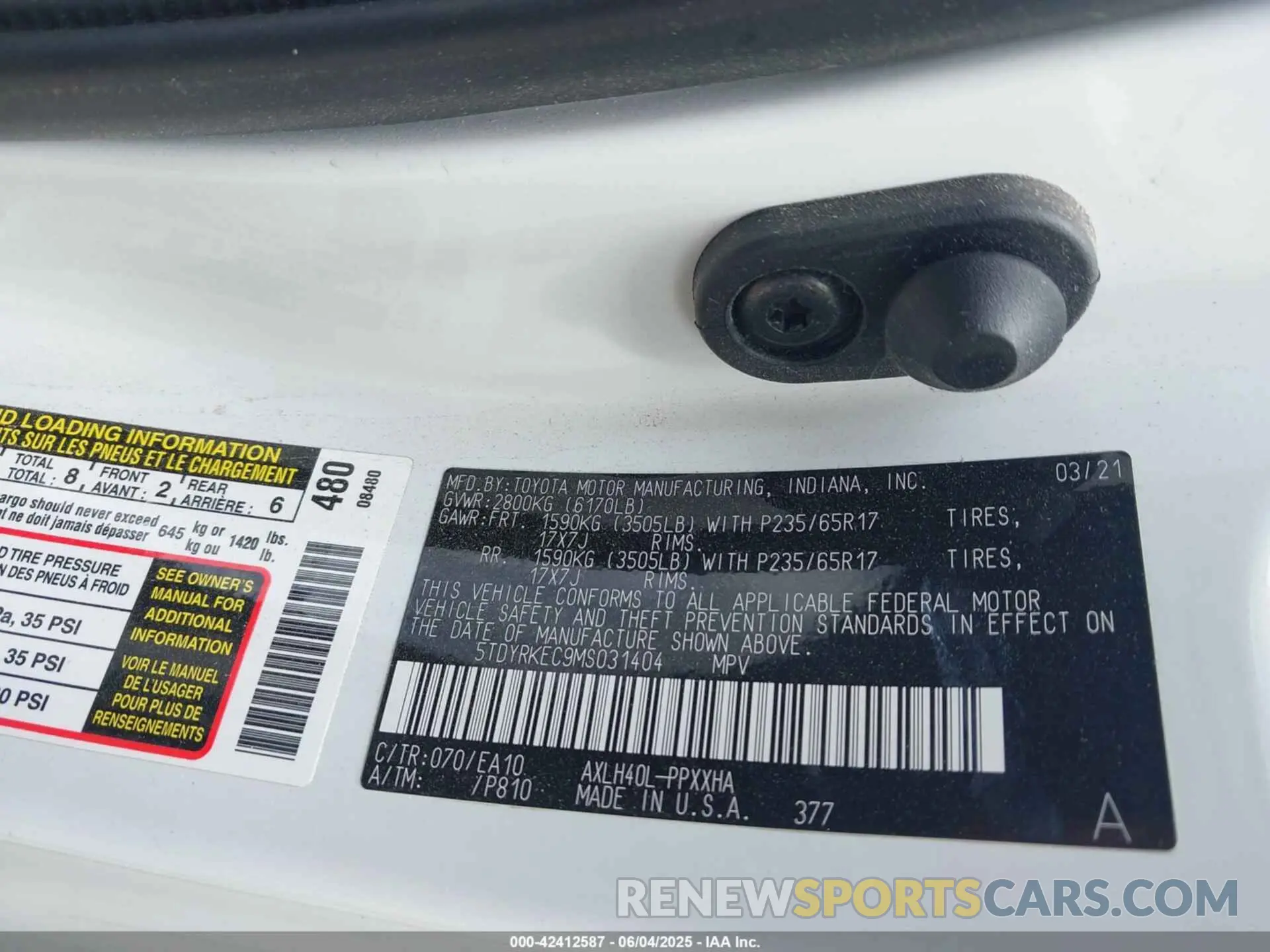9 Photograph of a damaged car 5TDYRKEC9MS031404 TOYOTA SIENNA 2021