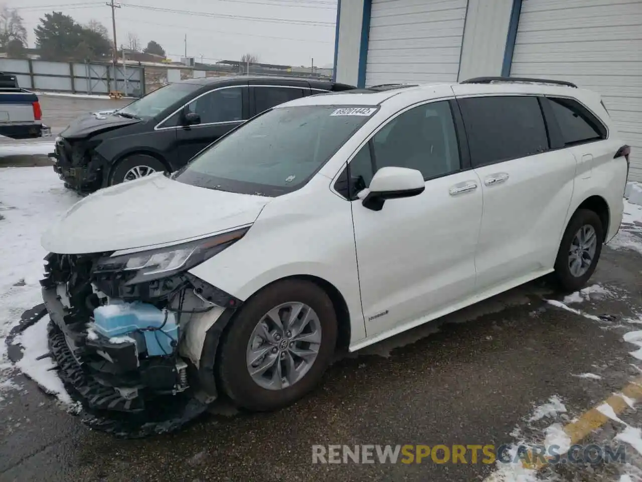 1 Photograph of a damaged car 5TDYRKEC9MS036747 TOYOTA SIENNA 2021