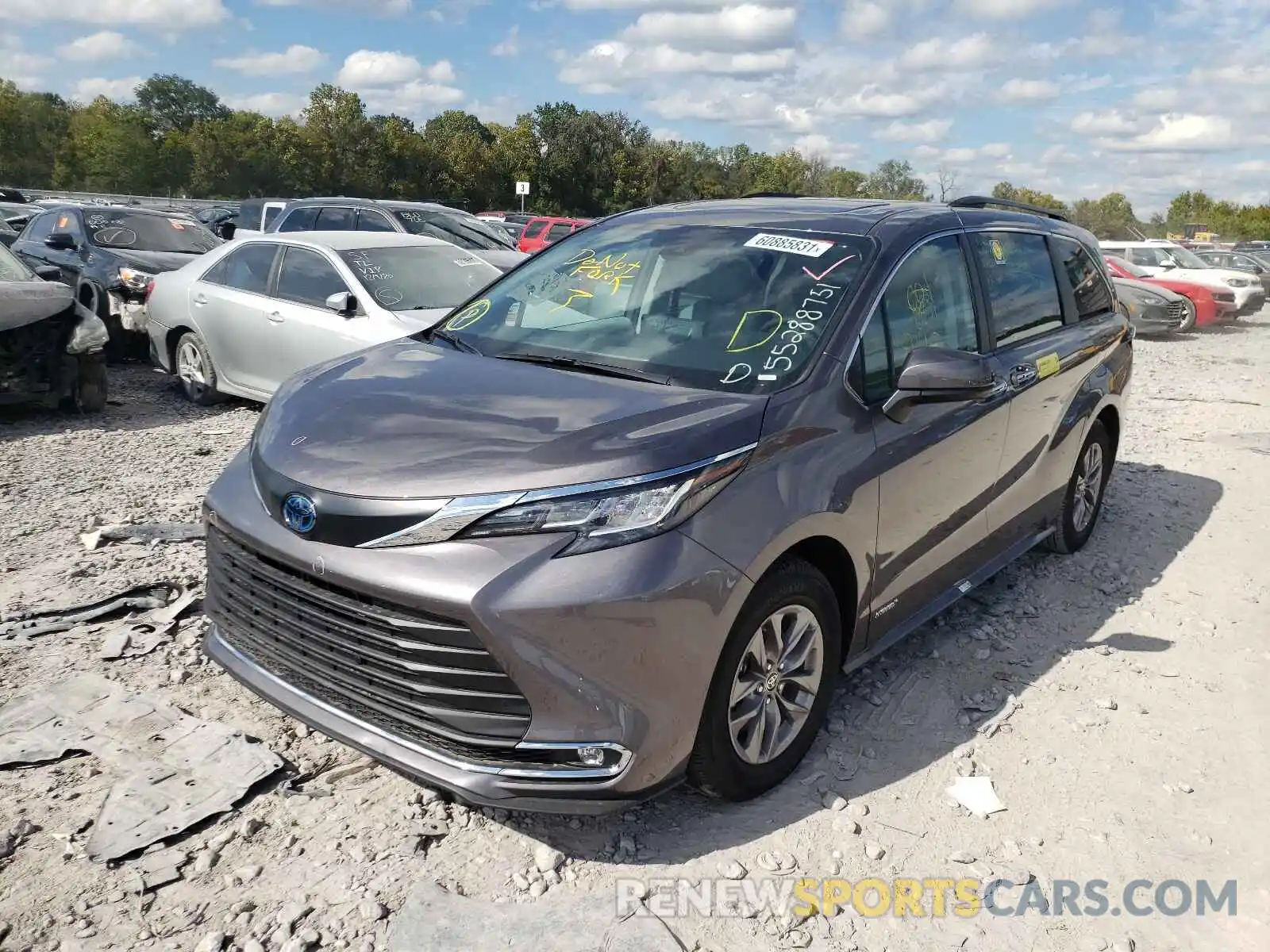 2 Photograph of a damaged car 5TDYRKEC9MS060840 TOYOTA SIENNA 2021