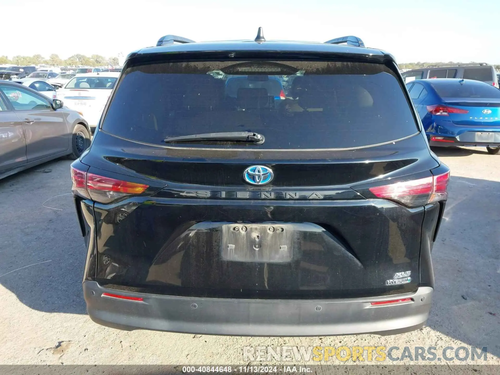 16 Photograph of a damaged car 5TDYRKECXMS068719 TOYOTA SIENNA 2021