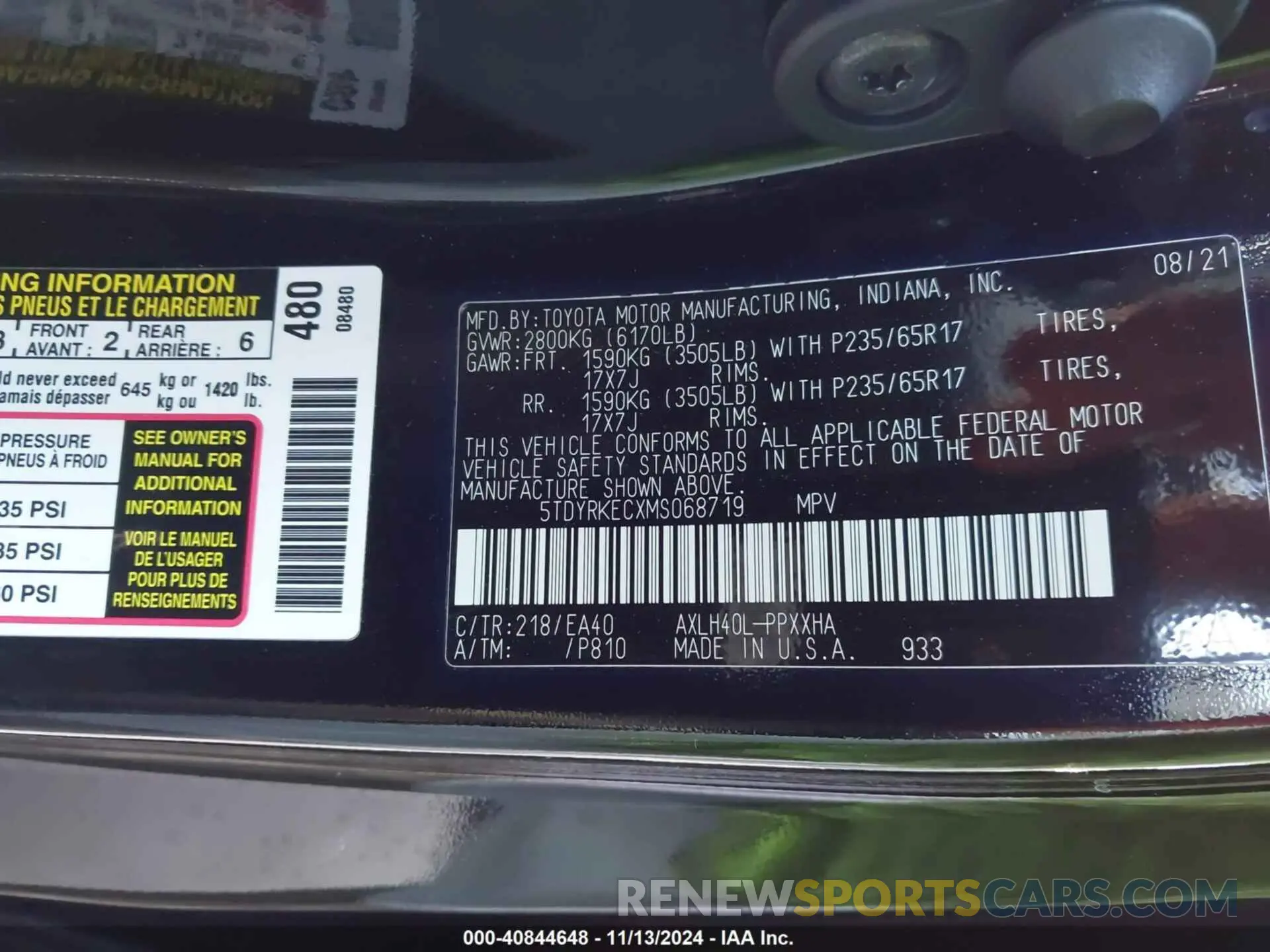 9 Photograph of a damaged car 5TDYRKECXMS068719 TOYOTA SIENNA 2021