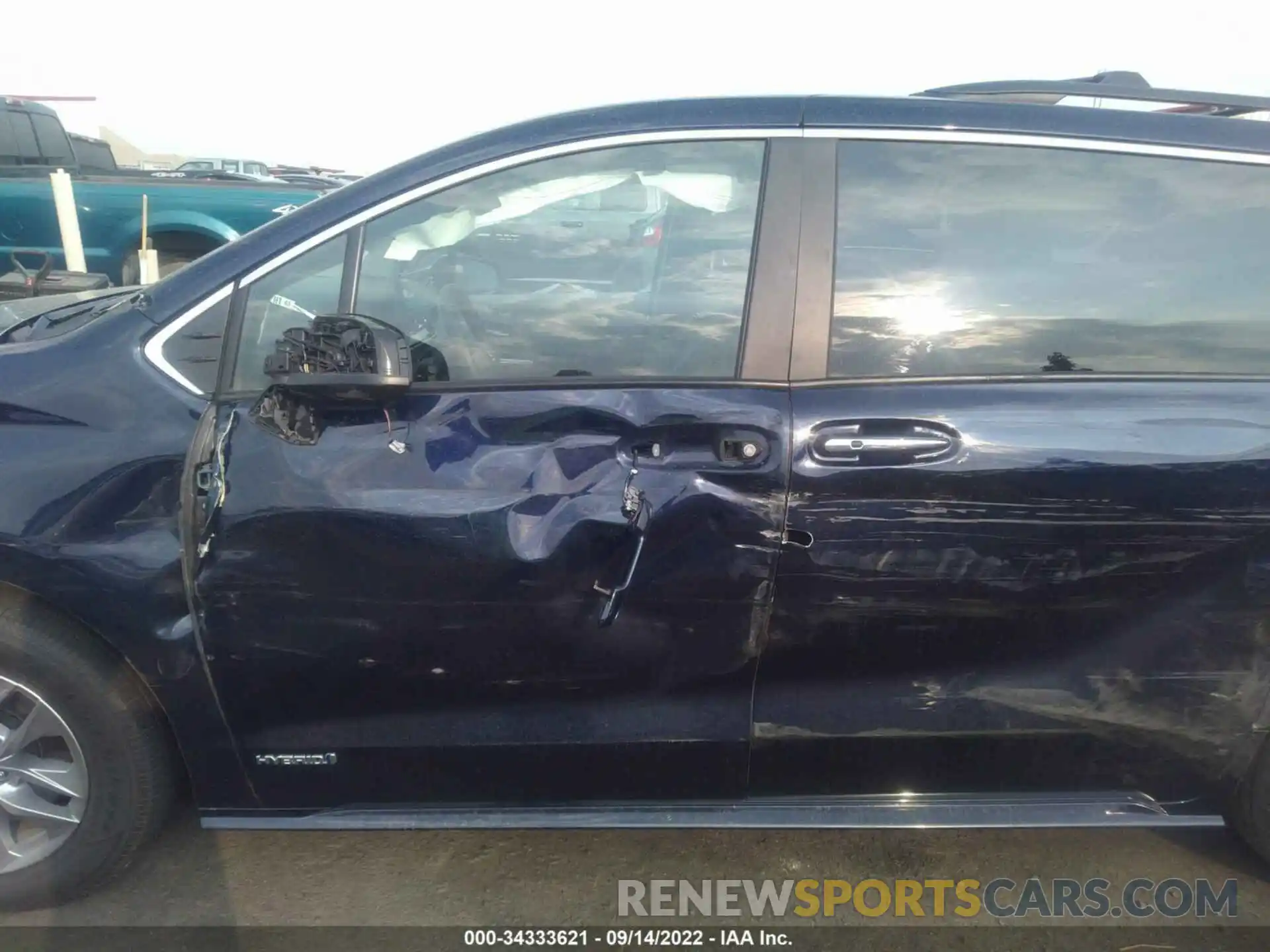 6 Photograph of a damaged car 5TDYSKFC0MS035697 TOYOTA SIENNA 2021