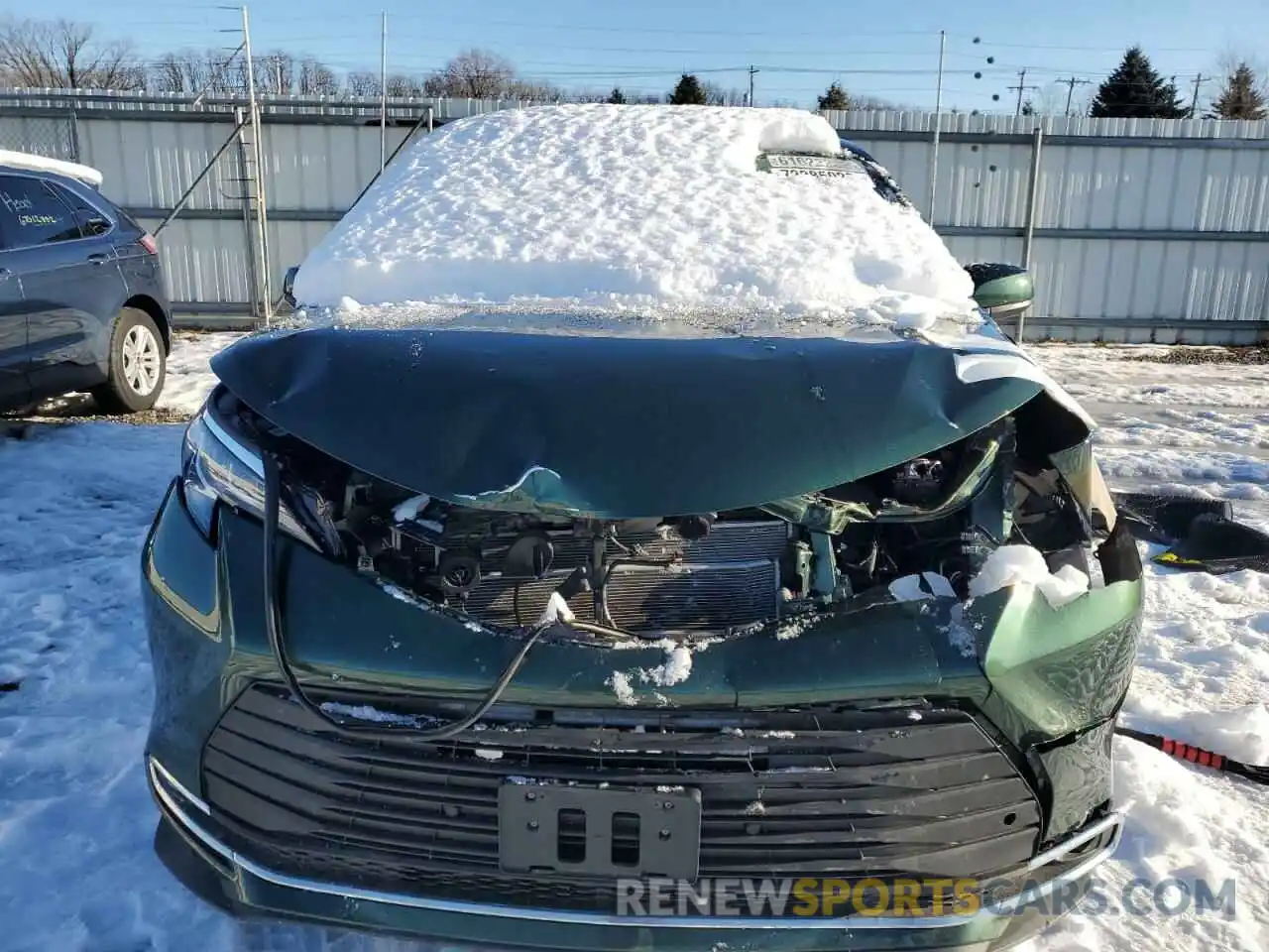 5 Photograph of a damaged car 5TDYSKFC1MS033411 TOYOTA SIENNA 2021