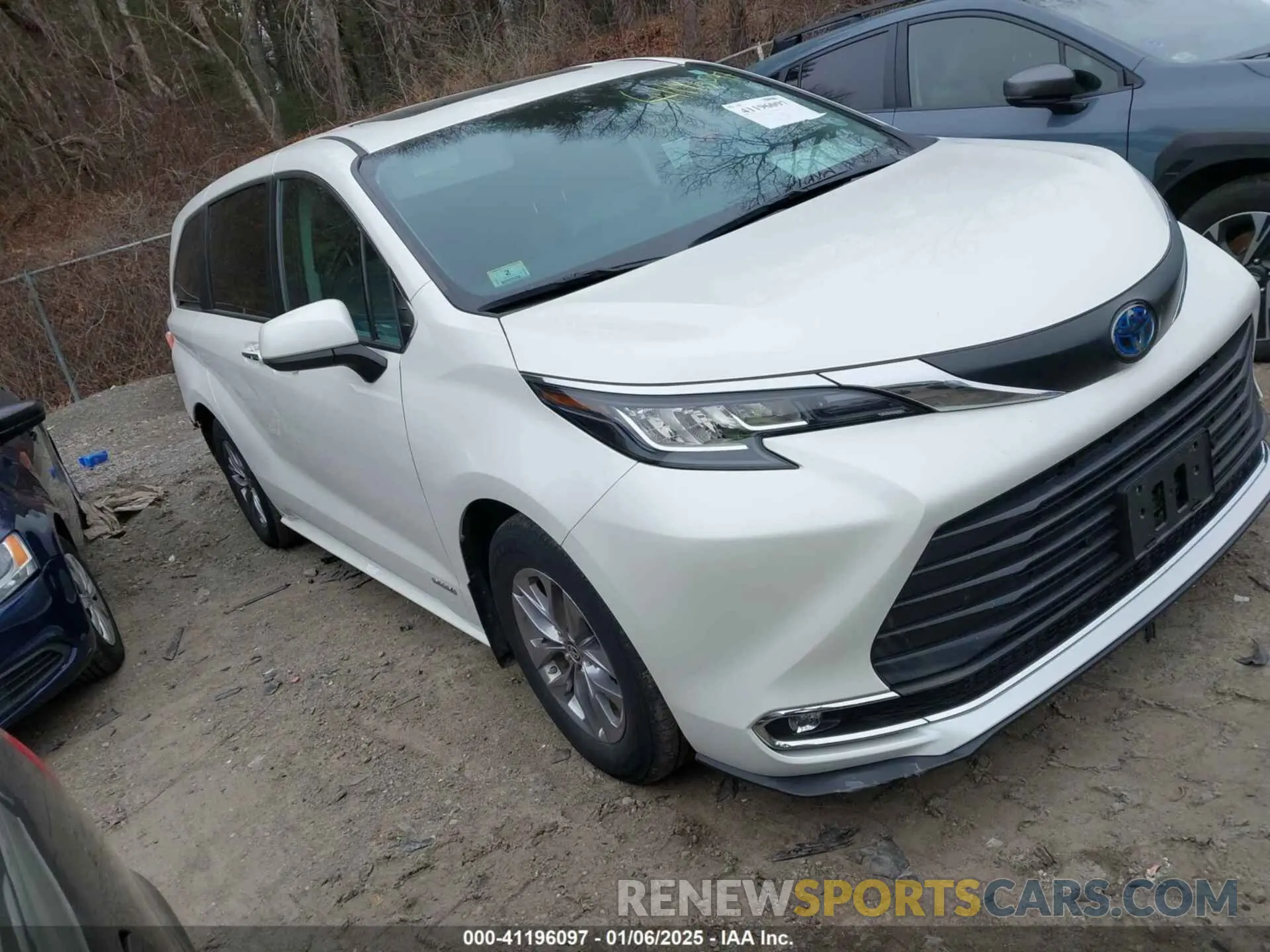 1 Photograph of a damaged car 5TDYSKFC5MS007183 TOYOTA SIENNA 2021