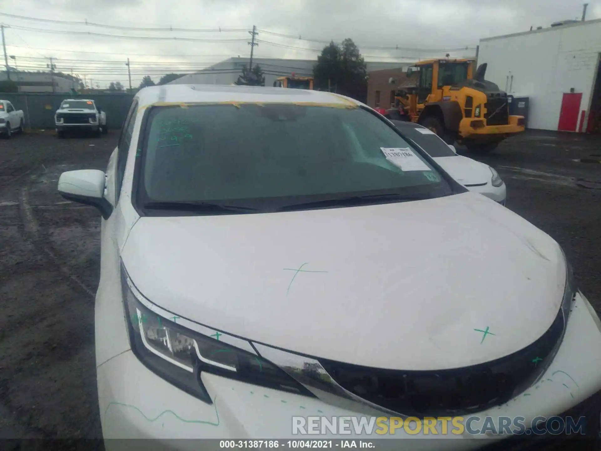 6 Photograph of a damaged car 5TDYSKFC5MS012917 TOYOTA SIENNA 2021