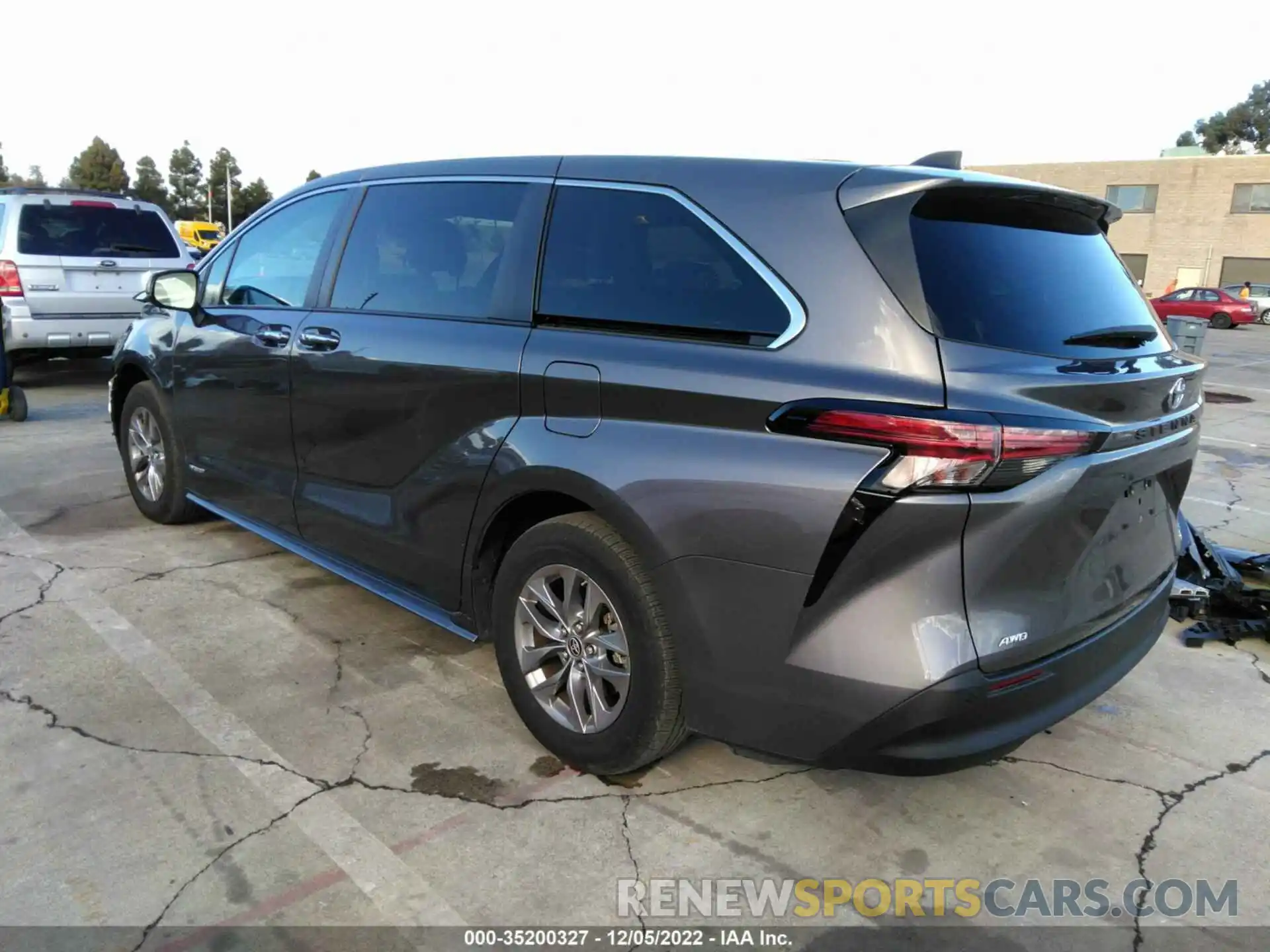 3 Photograph of a damaged car 5TDYSKFC9MS007204 TOYOTA SIENNA 2021