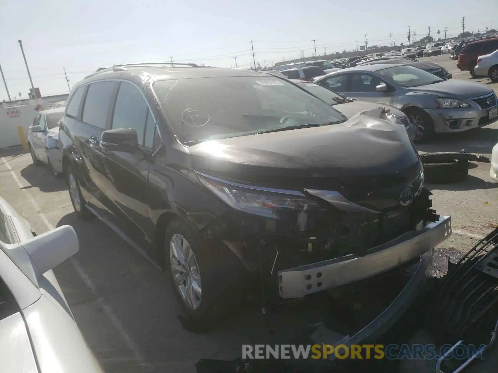 1 Photograph of a damaged car 5TDZRKEC0MS008064 TOYOTA SIENNA 2021