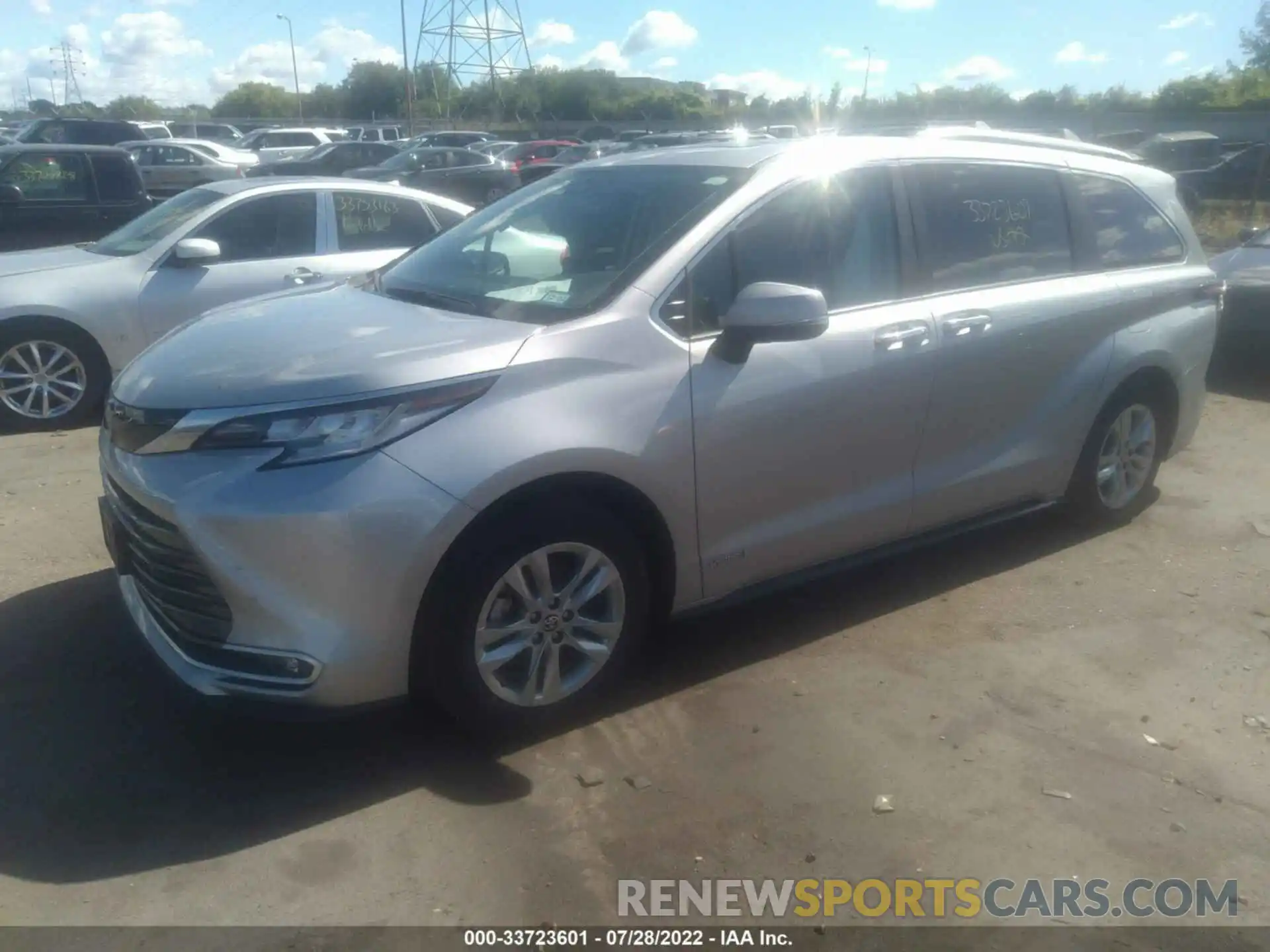 2 Photograph of a damaged car 5TDZRKEC4MS008116 TOYOTA SIENNA 2021