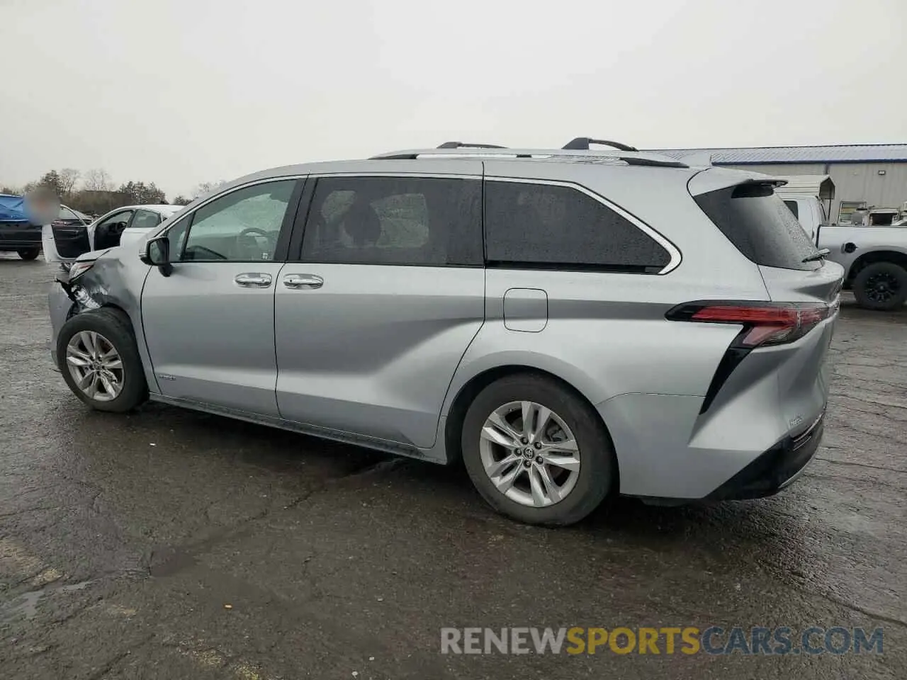 2 Photograph of a damaged car 5TDZRKEC5MS003670 TOYOTA SIENNA 2021