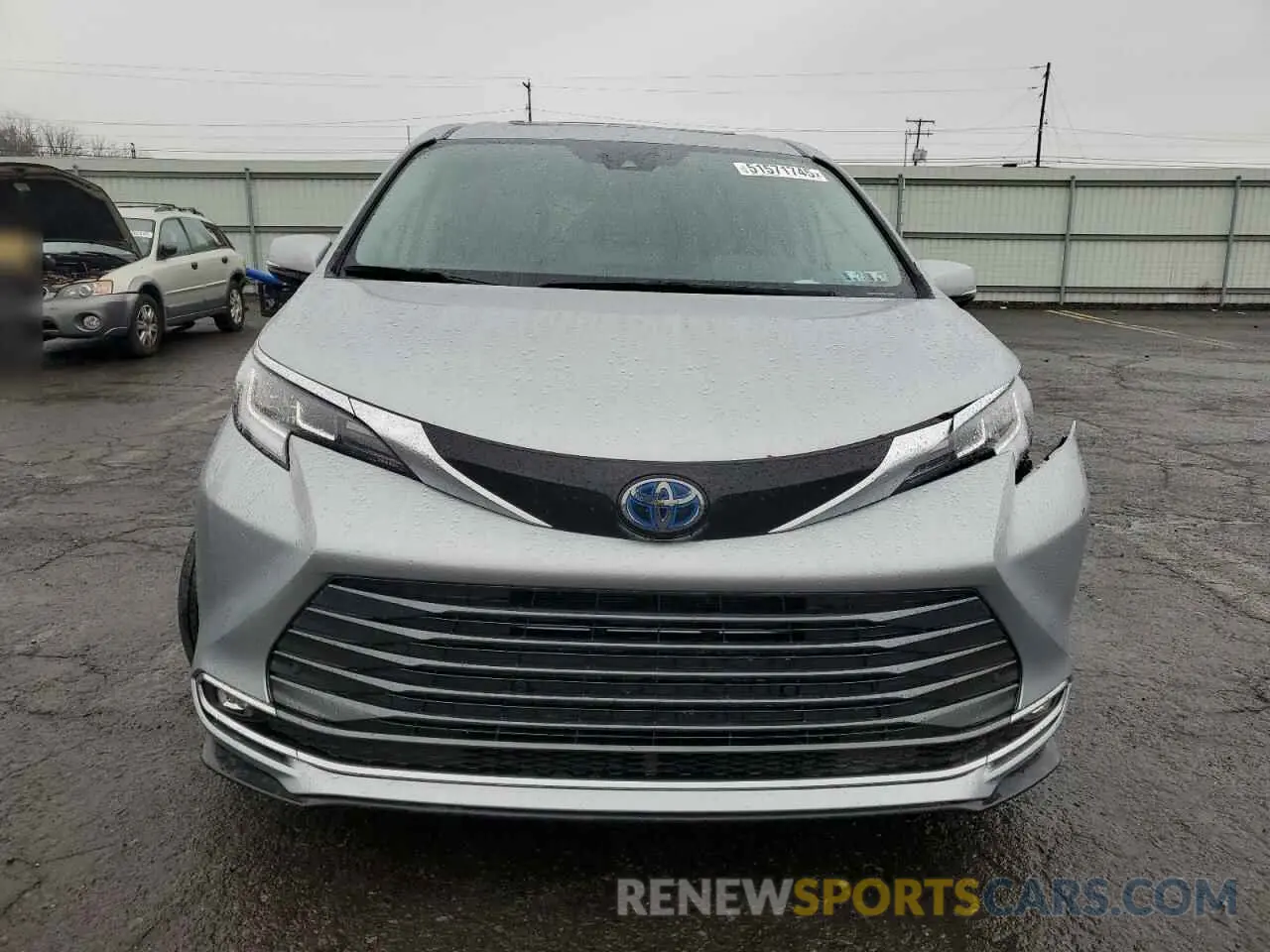 5 Photograph of a damaged car 5TDZRKEC5MS003670 TOYOTA SIENNA 2021