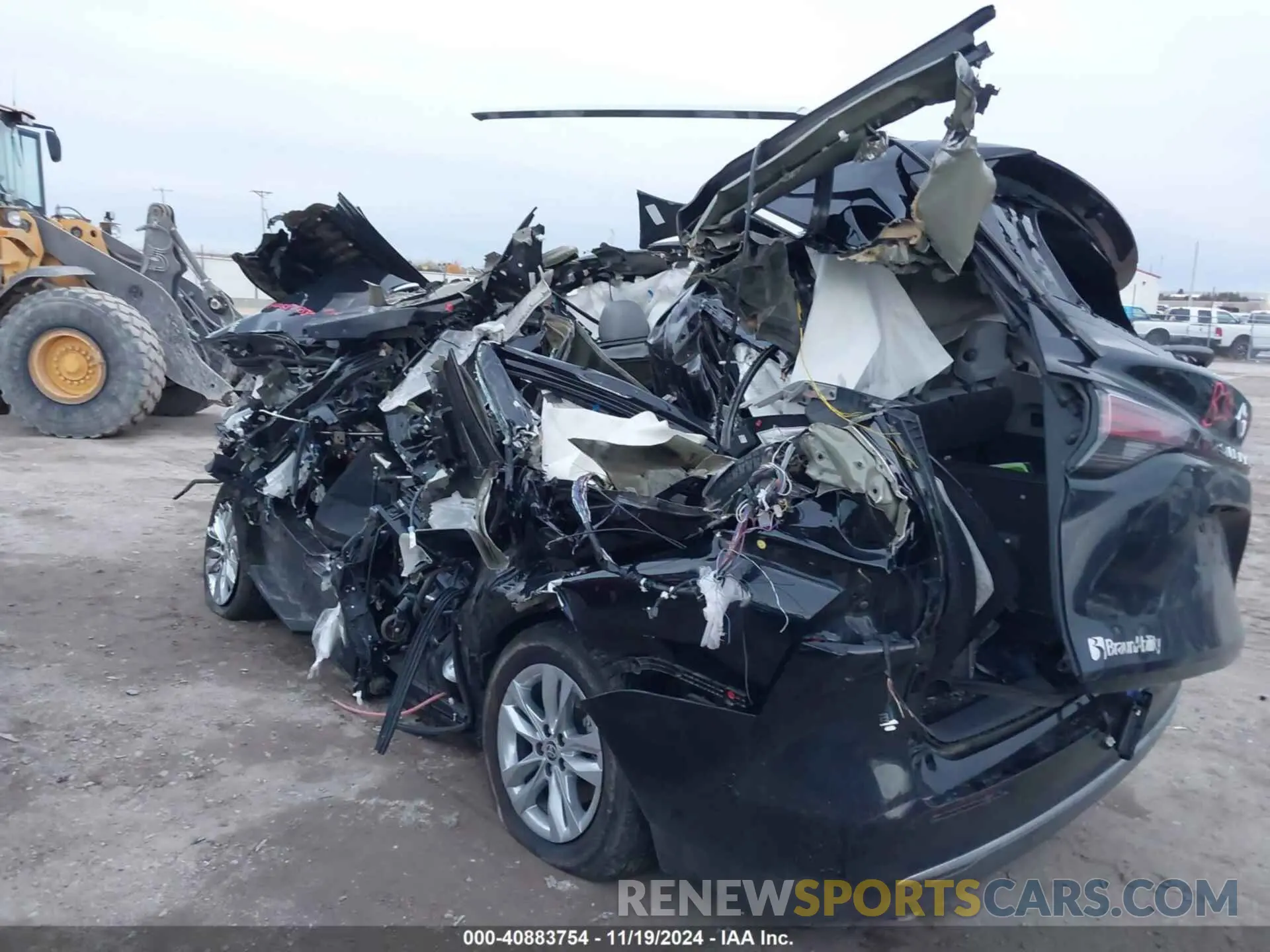 11 Photograph of a damaged car 5TDZRKEC6MS042879 TOYOTA SIENNA 2021