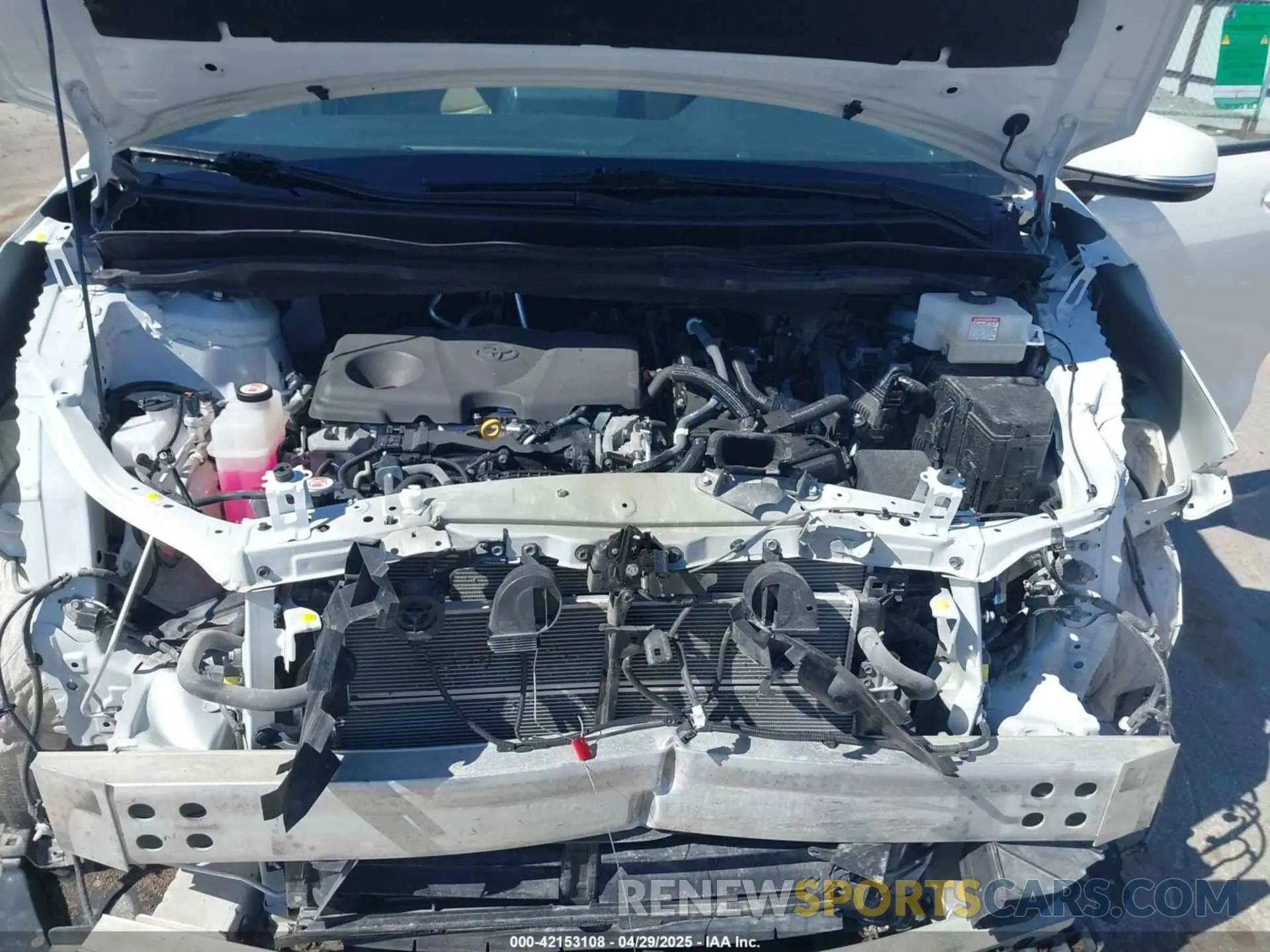 10 Photograph of a damaged car 5TDZRKEC7MS051459 TOYOTA SIENNA 2021