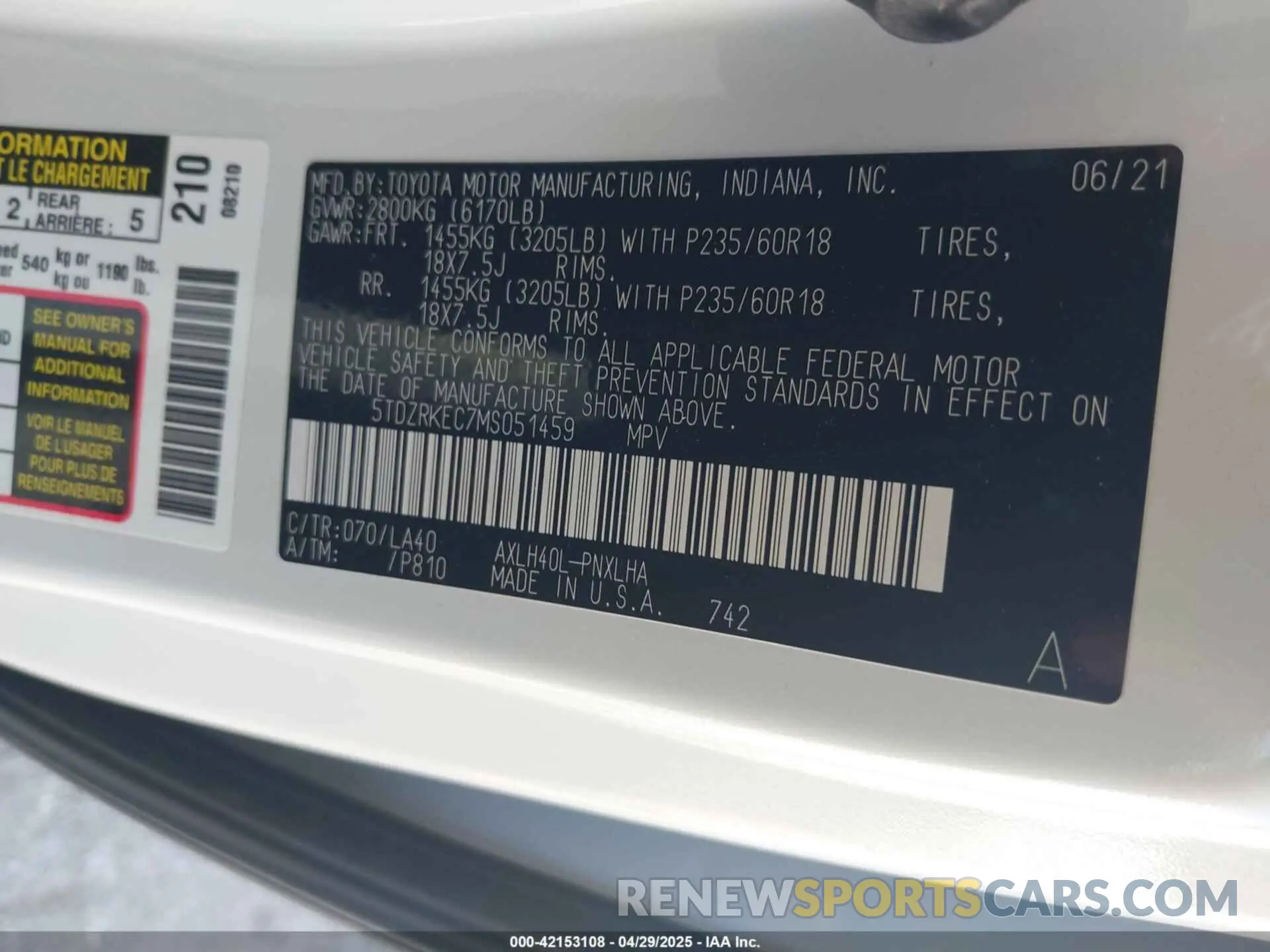 9 Photograph of a damaged car 5TDZRKEC7MS051459 TOYOTA SIENNA 2021