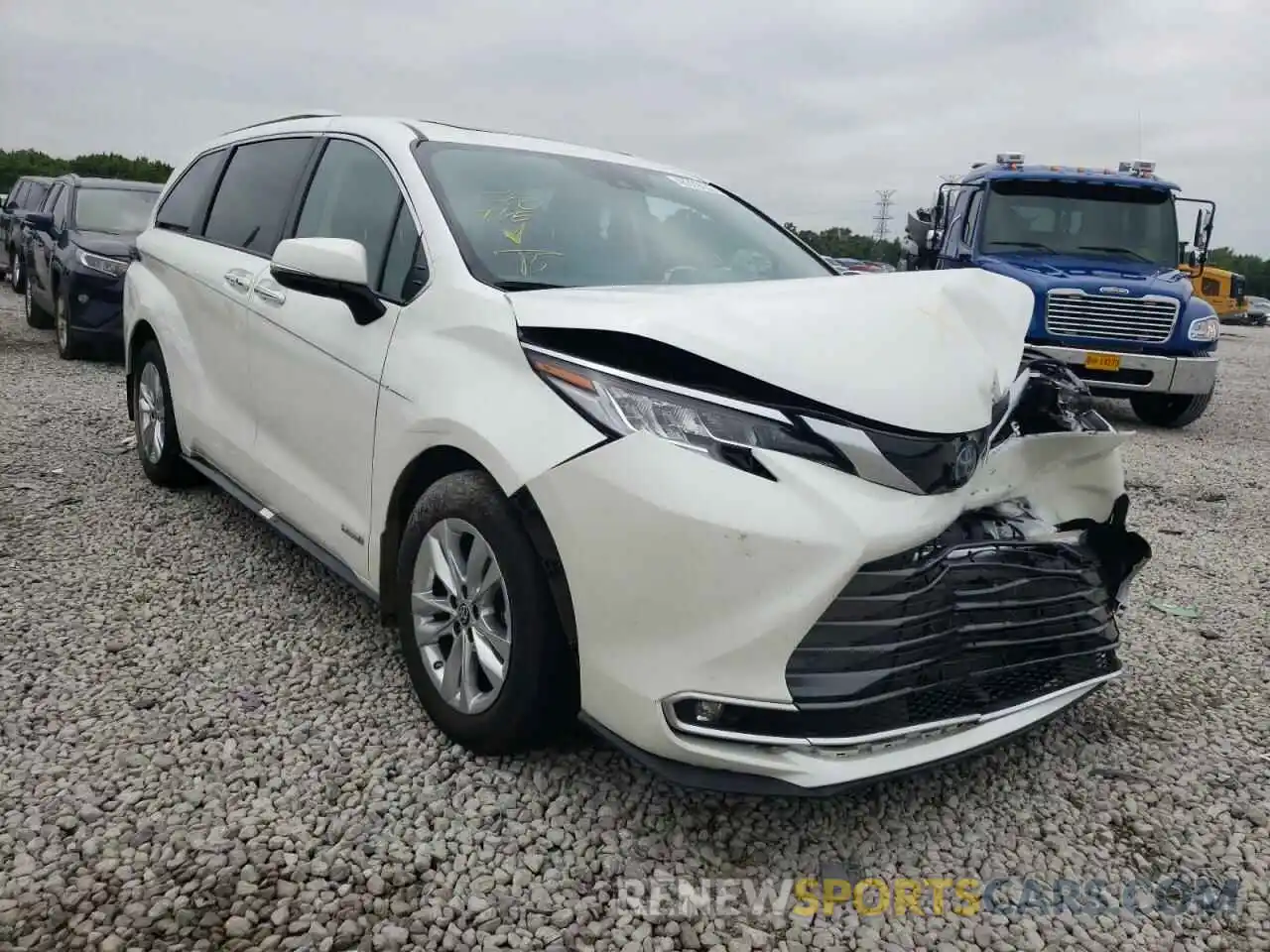 1 Photograph of a damaged car 5TDZRKEC8MS033987 TOYOTA SIENNA 2021