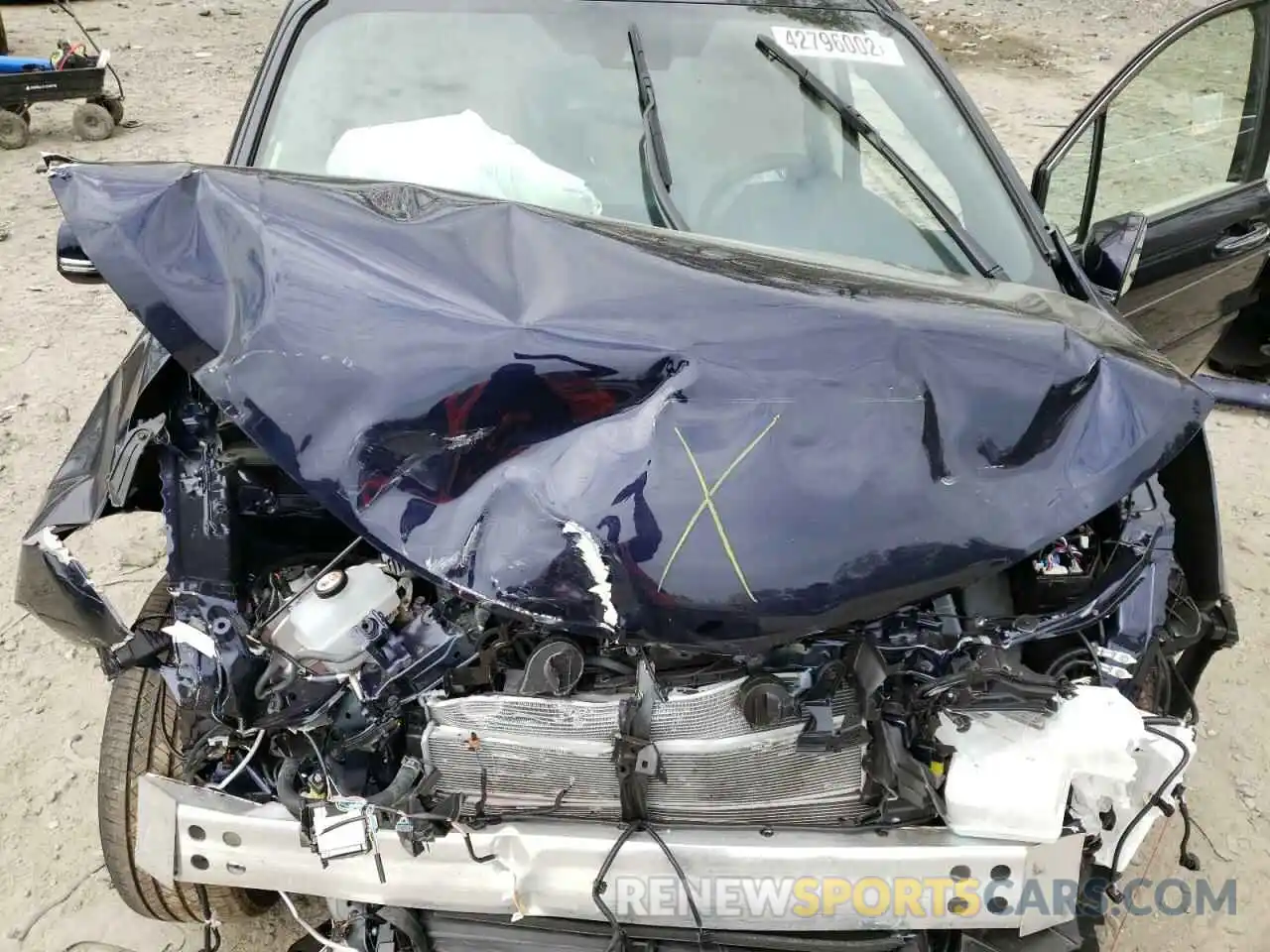 7 Photograph of a damaged car 5TDZRKECXMS023459 TOYOTA SIENNA 2021