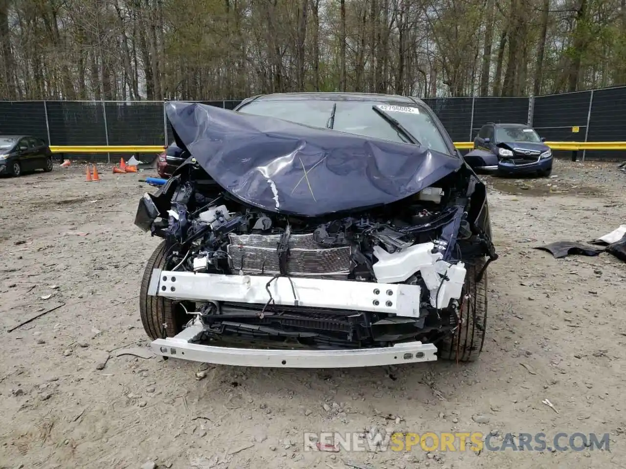 9 Photograph of a damaged car 5TDZRKECXMS023459 TOYOTA SIENNA 2021