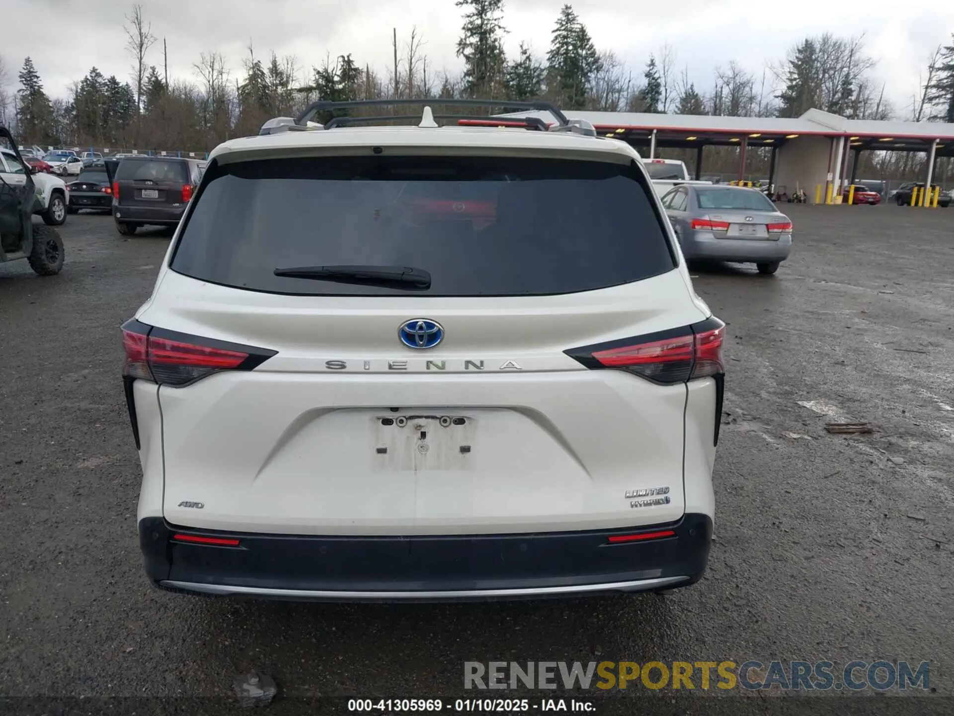 16 Photograph of a damaged car 5TDZSKFC8MS033054 TOYOTA SIENNA 2021