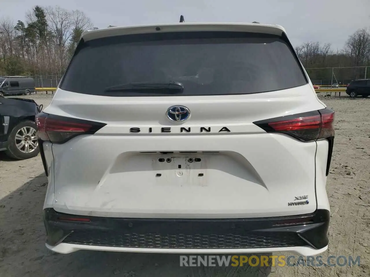6 Photograph of a damaged car 5TDDRKEC2NS094411 TOYOTA SIENNA 2022