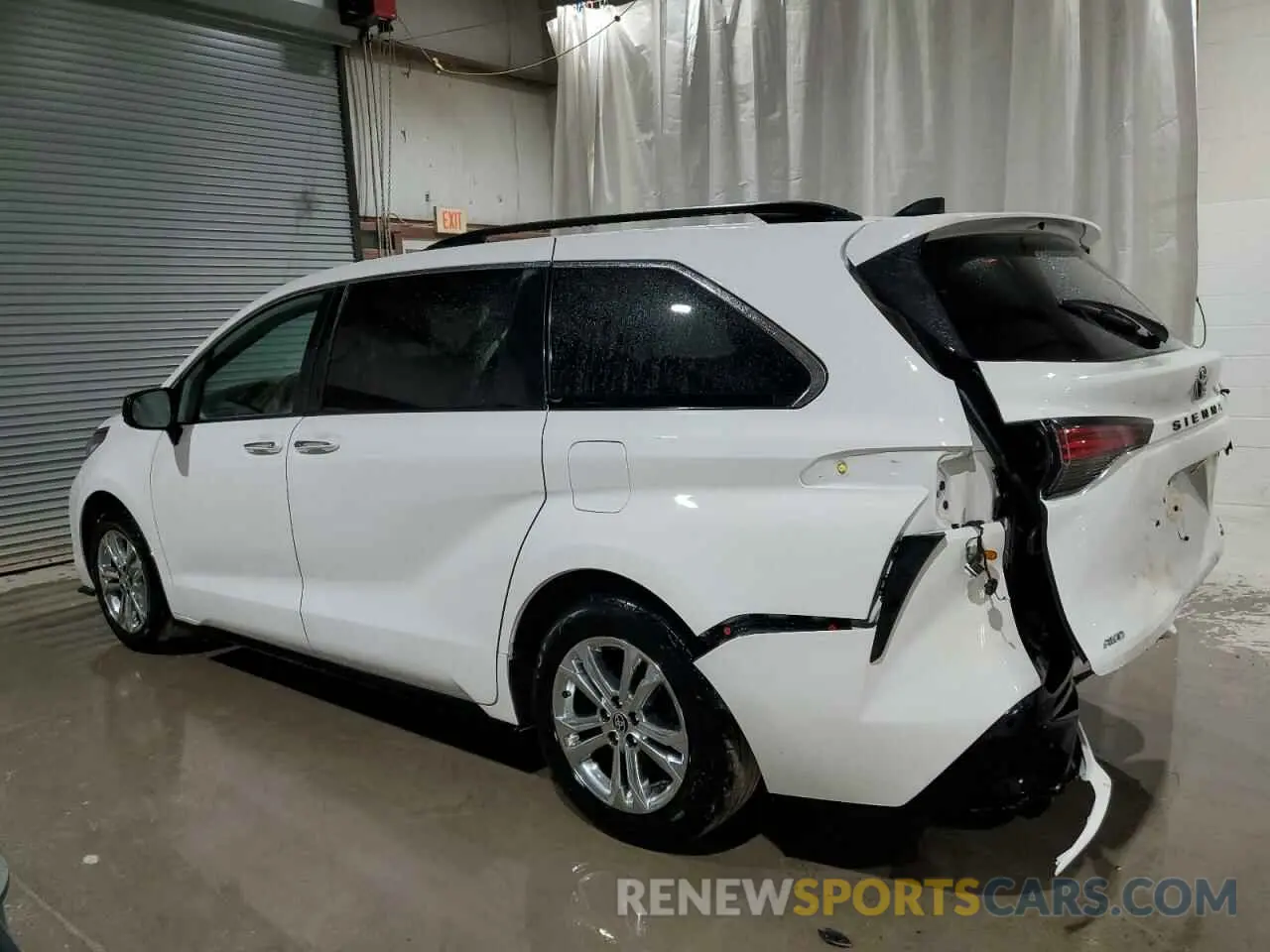 2 Photograph of a damaged car 5TDDSKFC4NS062529 TOYOTA SIENNA 2022