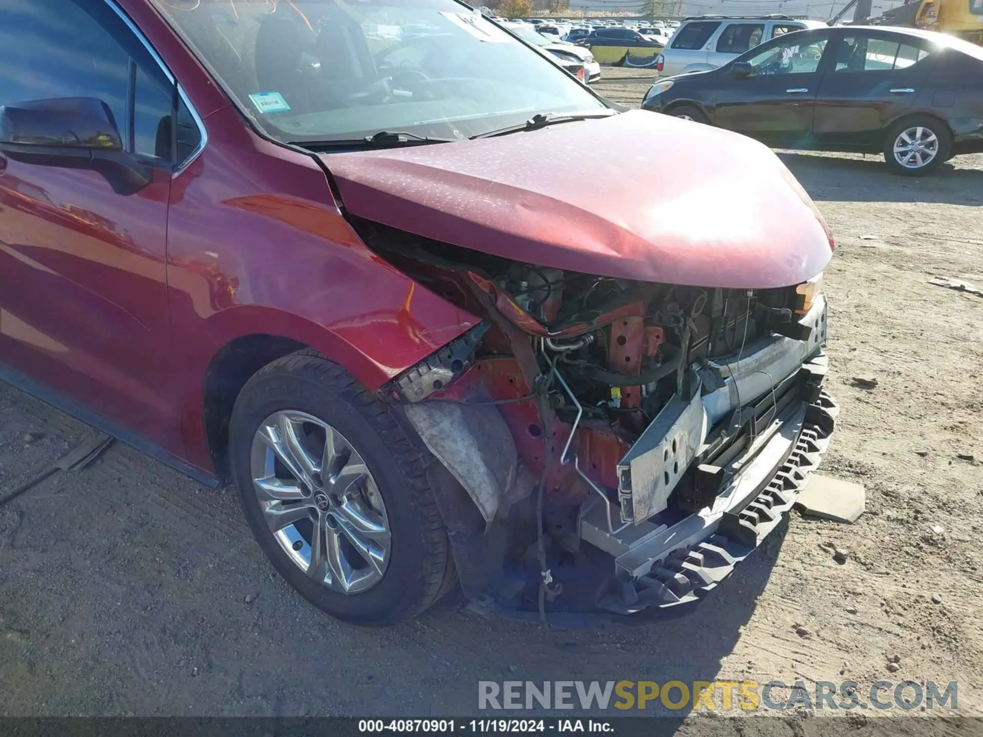 19 Photograph of a damaged car 5TDDSKFCXNS046982 TOYOTA SIENNA 2022