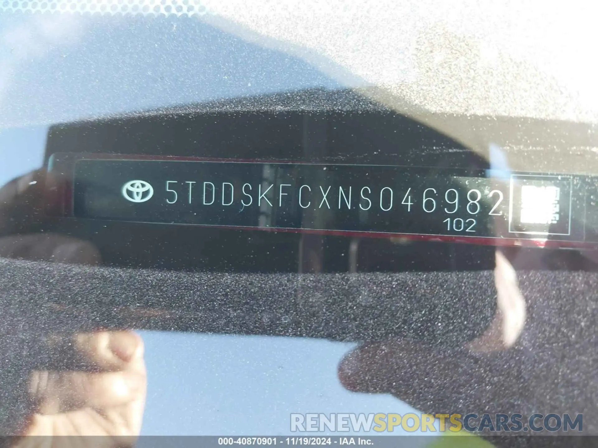 9 Photograph of a damaged car 5TDDSKFCXNS046982 TOYOTA SIENNA 2022