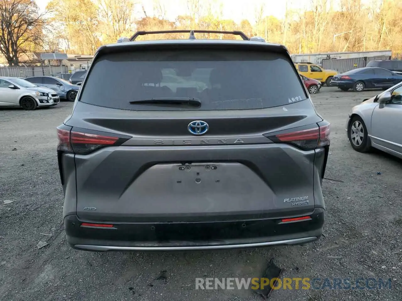 6 Photograph of a damaged car 5TDESKFC0NS041276 TOYOTA SIENNA 2022